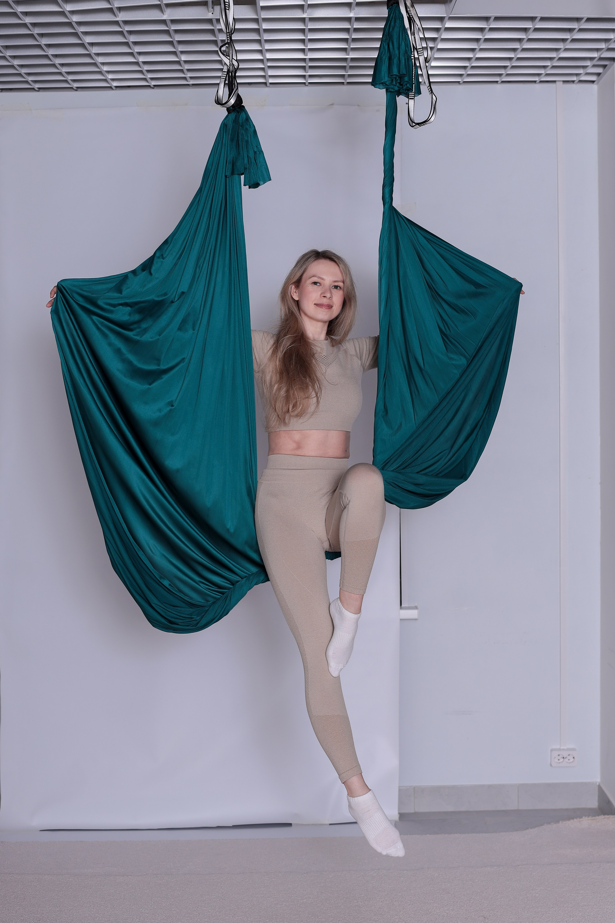 Арт-терапия + аэройога. Фотограф Надршина Лилия