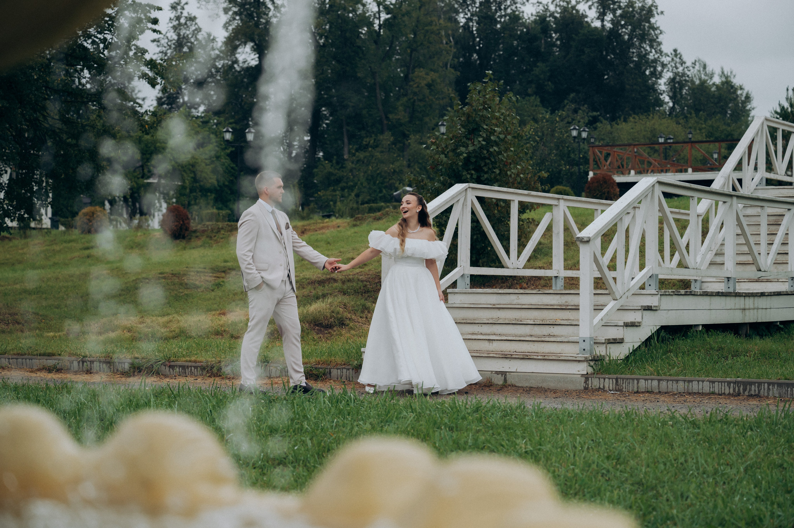 Дождь, Гребнево, любовь. Свадебный и семейный фотограф Виктория Носачёва. Щелково, Москва и МО