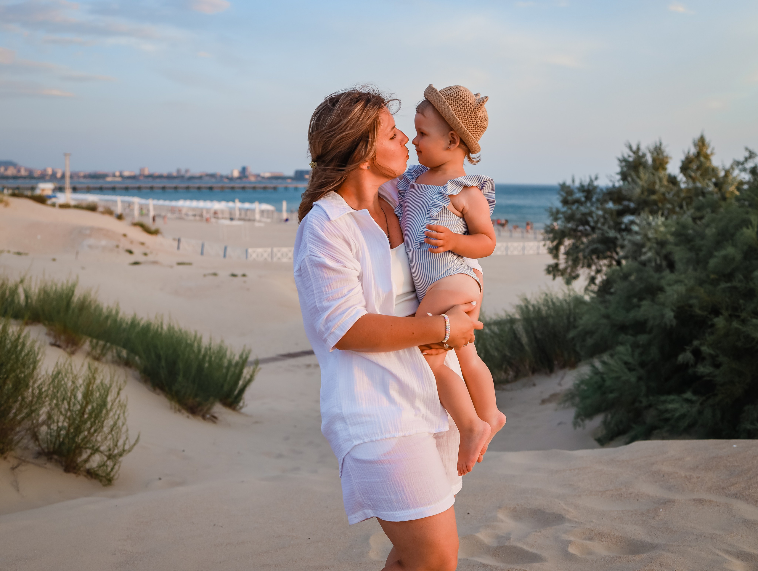 День рождения 2 года на пляже. Главная