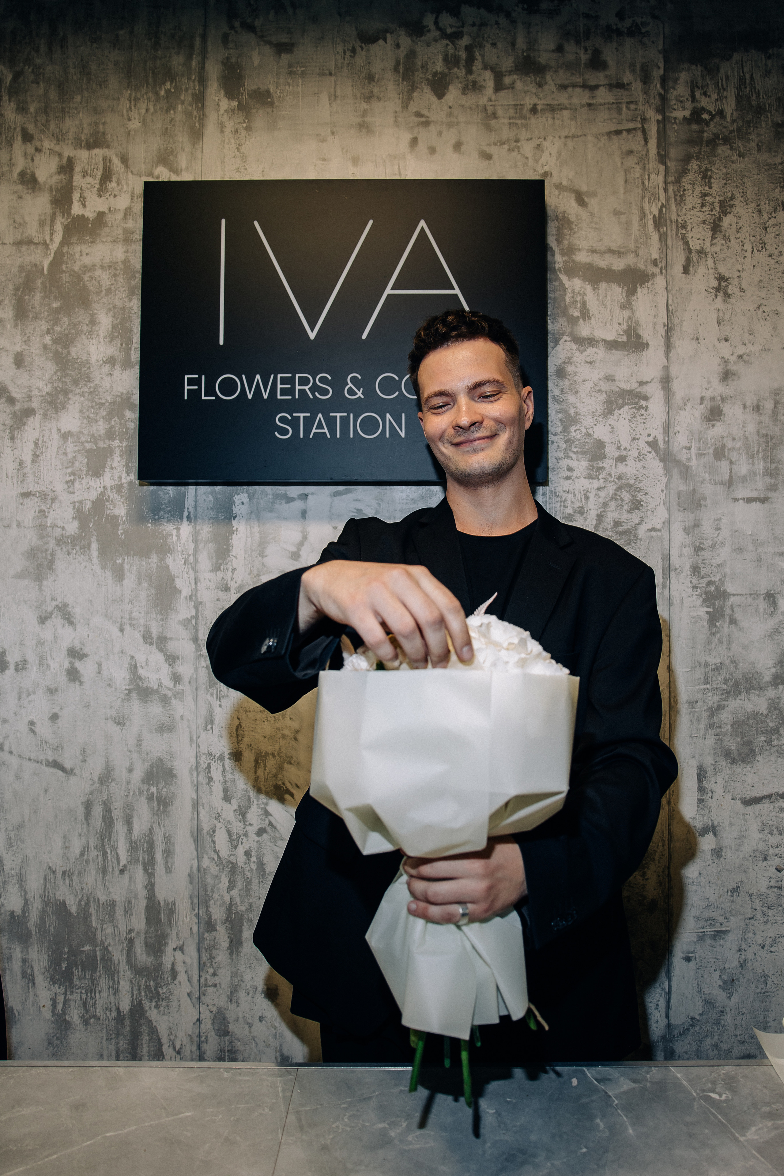 Потрясающий день рожденья Цветочного пространства IVA. Свадебный и семейный фотограф в Воронеже Свиридова Евгения