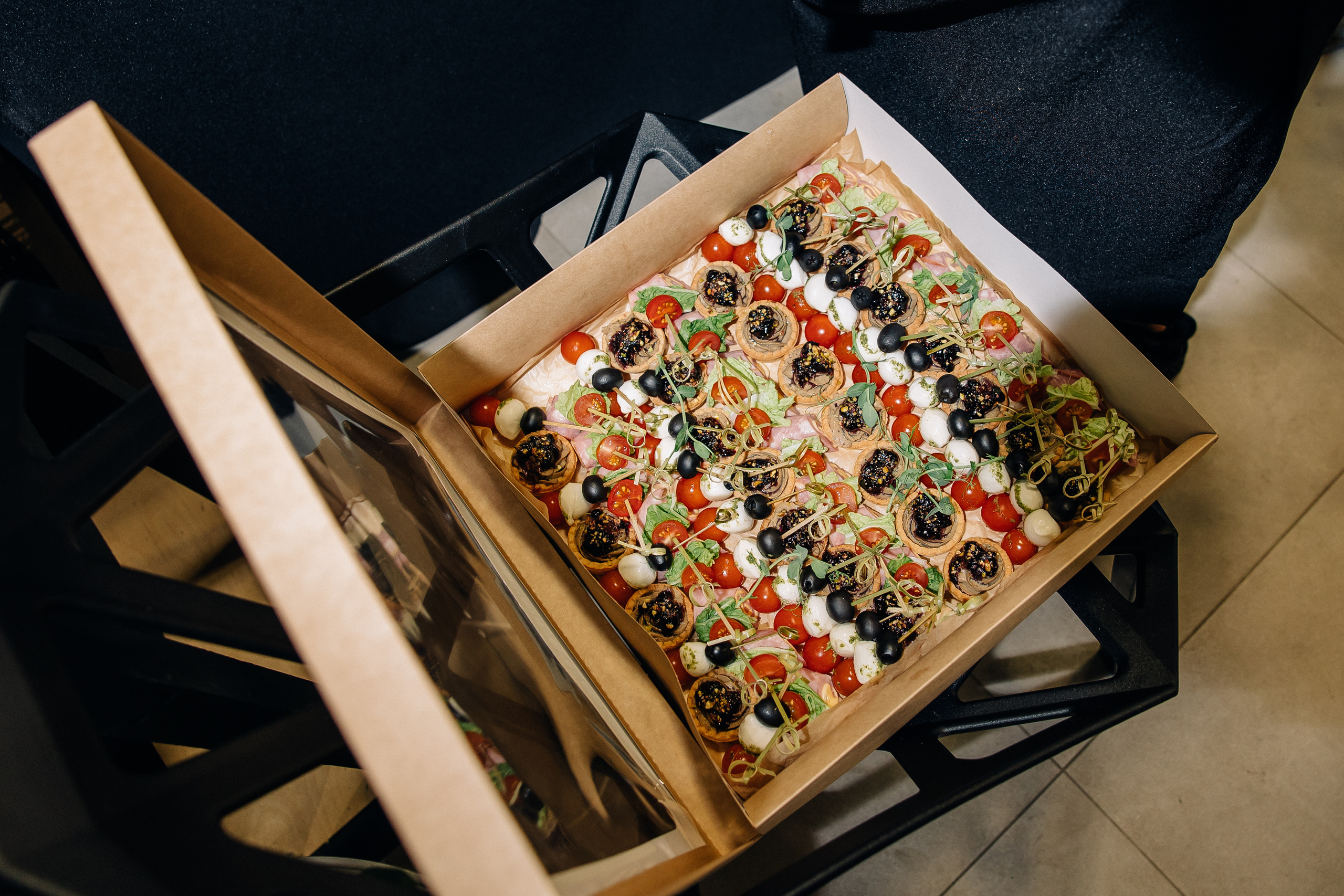 Потрясающий день рожденья Цветочного пространства IVA. Свадебный и семейный фотограф в Воронеже Свиридова Евгения