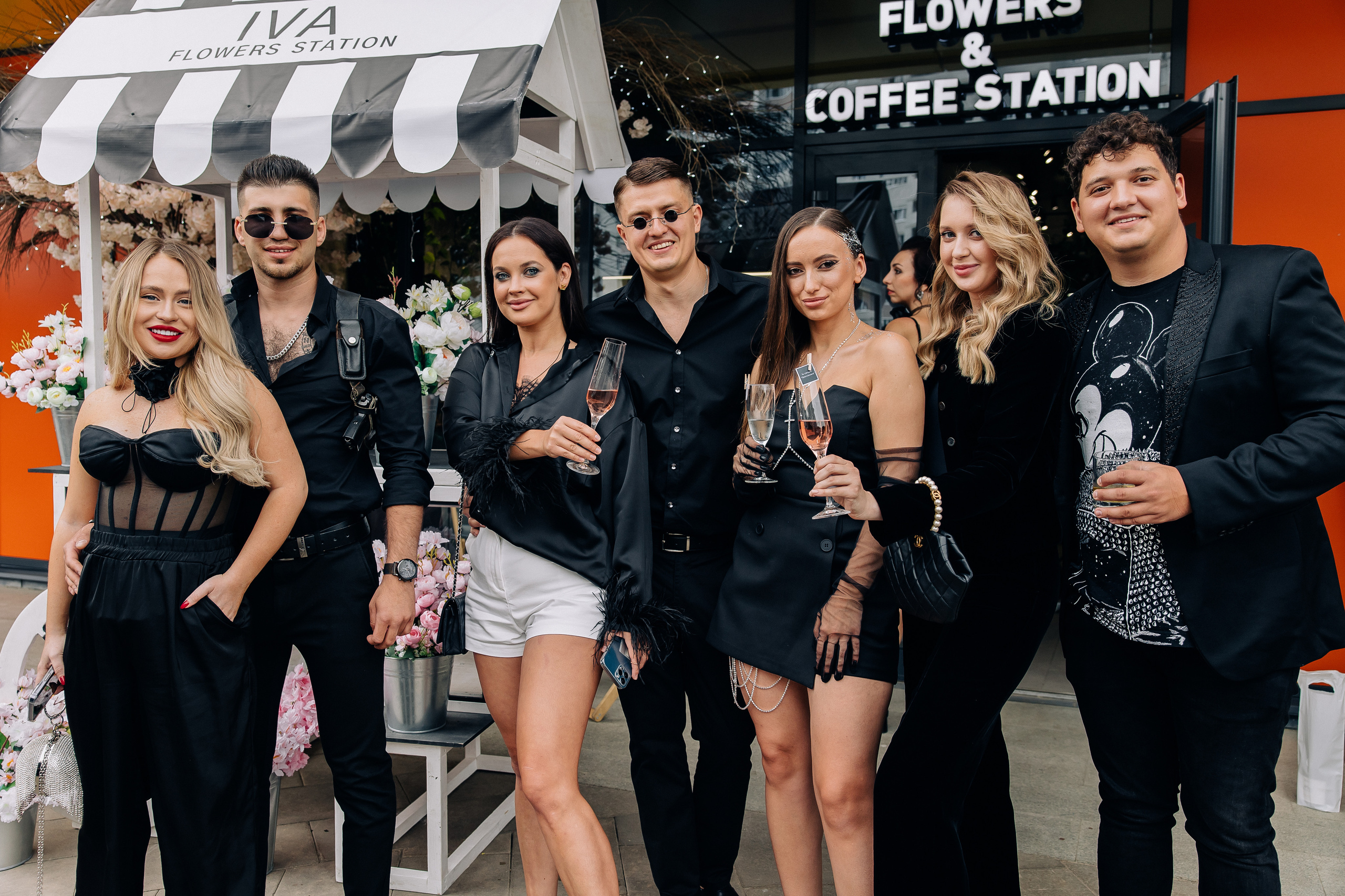 Потрясающий день рожденья Цветочного пространства IVA. Свадебный и семейный фотограф в Воронеже Свиридова Евгения