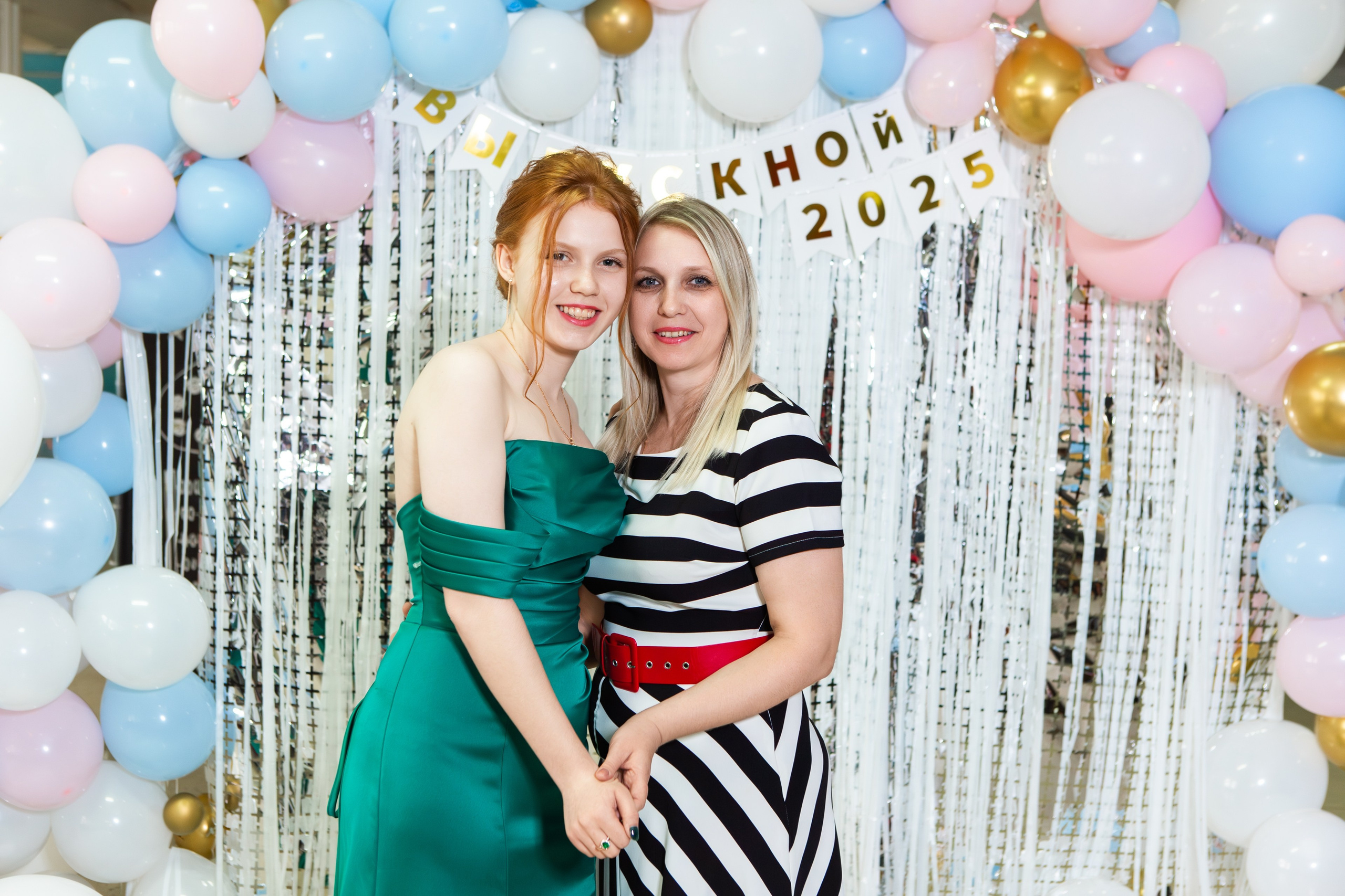 ФОТОСЕССИЯ С РОДИТЕЛЯМИ ВЫПУСКНОЙ 2025 9 ШКОЛА Г.МЦЕНСК. Профессиональный фотограф в Мценске и Орловской области