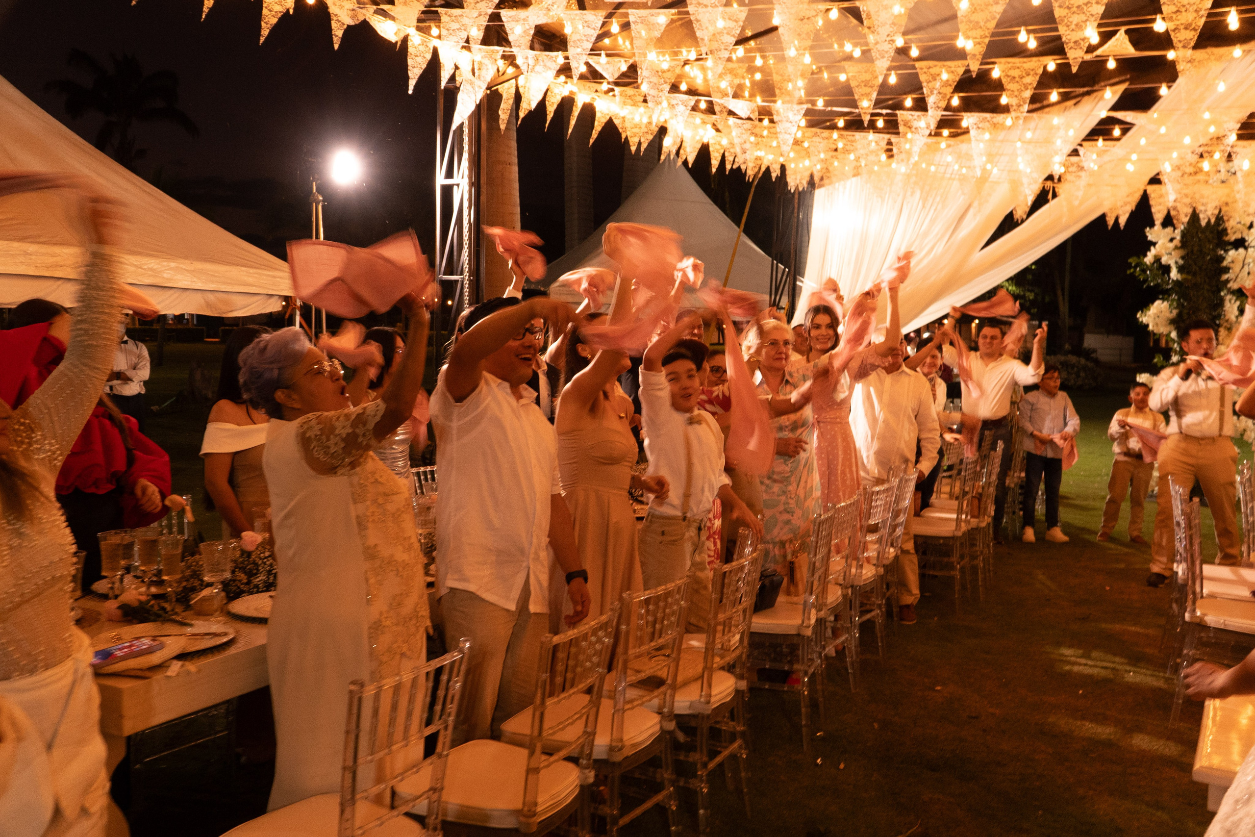 Carola & Gerson. Wedding Photographer in Barcelona and Medellin