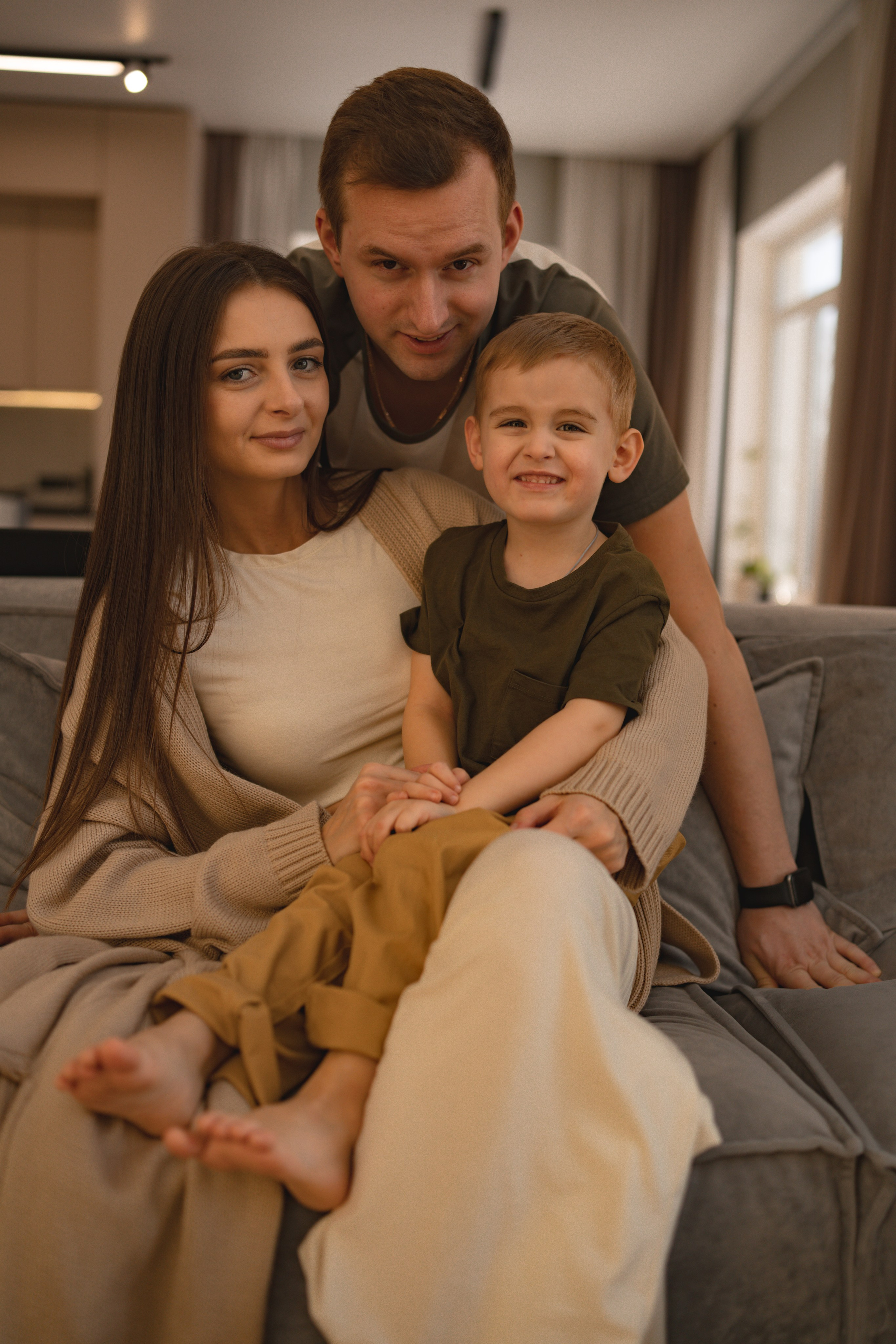 Домашняя съемка семьи Ксении и Алексея. Семейный и портретный фотограф в Санкт-Петербурге Татьяна Гримоть