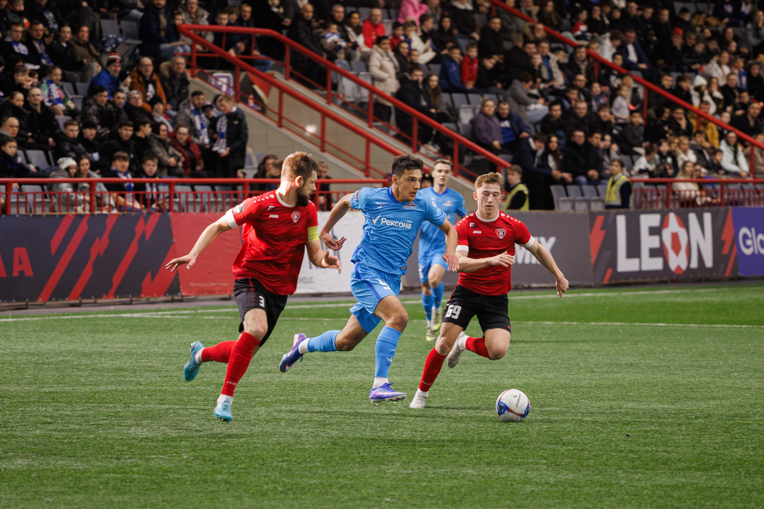 Иртыш — Текстильщик. Свадебный и репортажный фотограф в Омске. Червоткин Никита