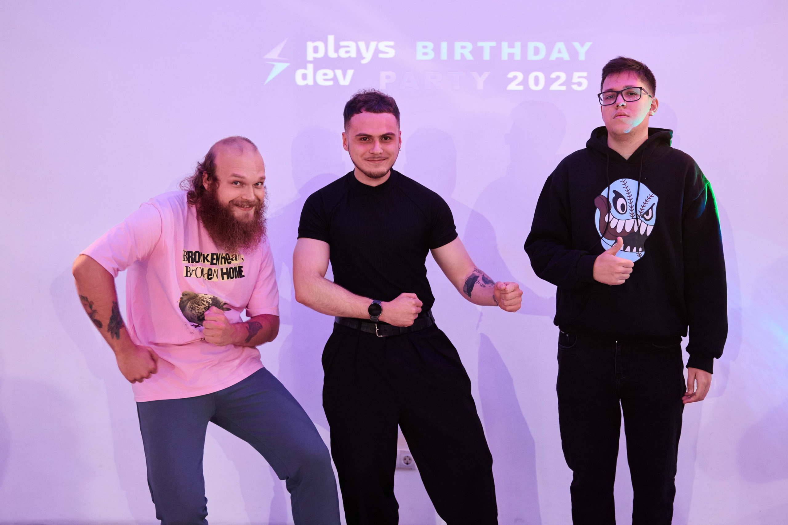 ДР PlayDevs. Свадебная, репортажная фотосъемка и видеосъемка в Минске. Илья и Юлия Ширмановы. Фотограф | Видеограф | Минск