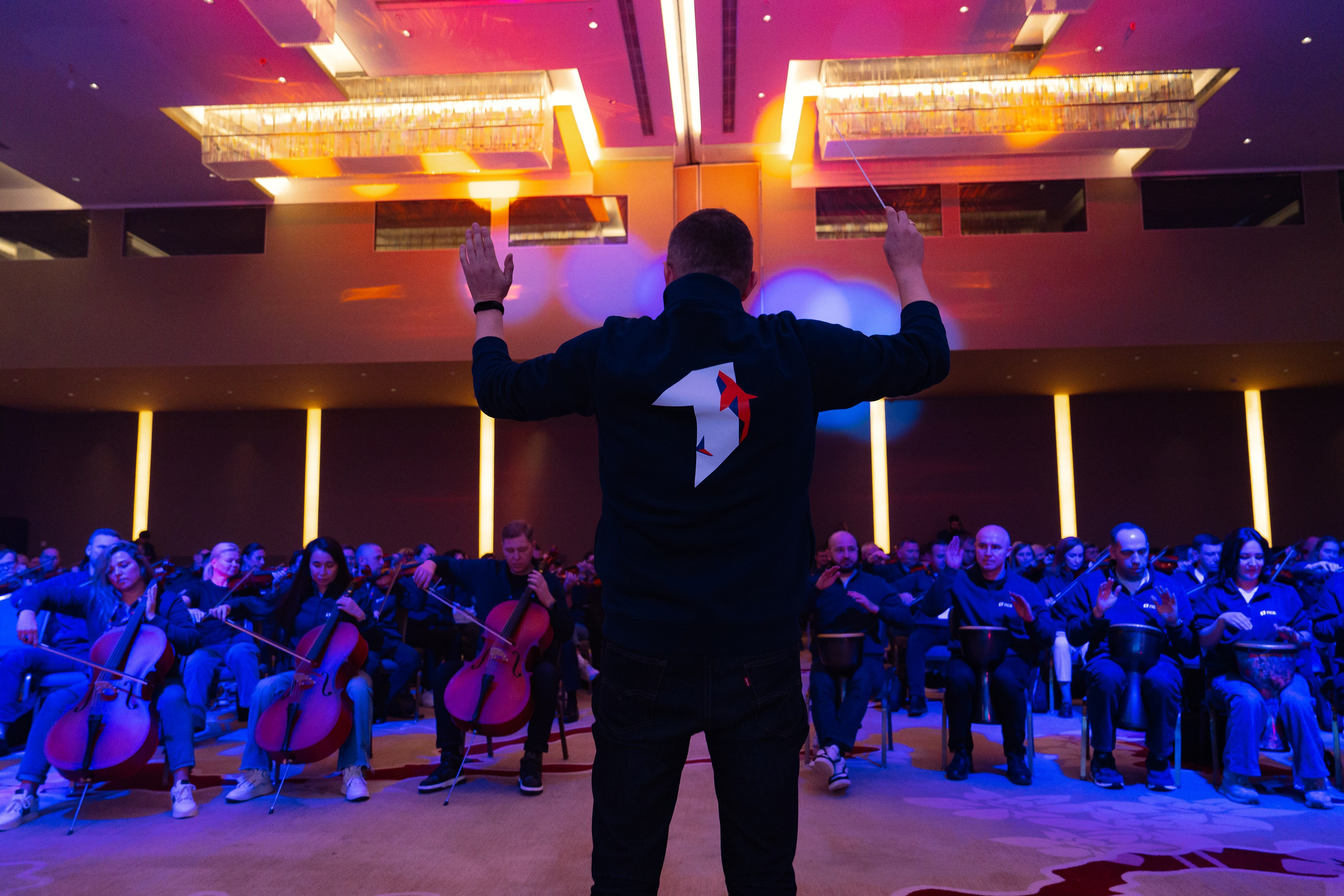 ПСБ | СМЕЛОСТЬ БЫТЬ ПЕРВЫМ!. Корпоративный, имиджевый и промышленный фотограф — Максим Меш