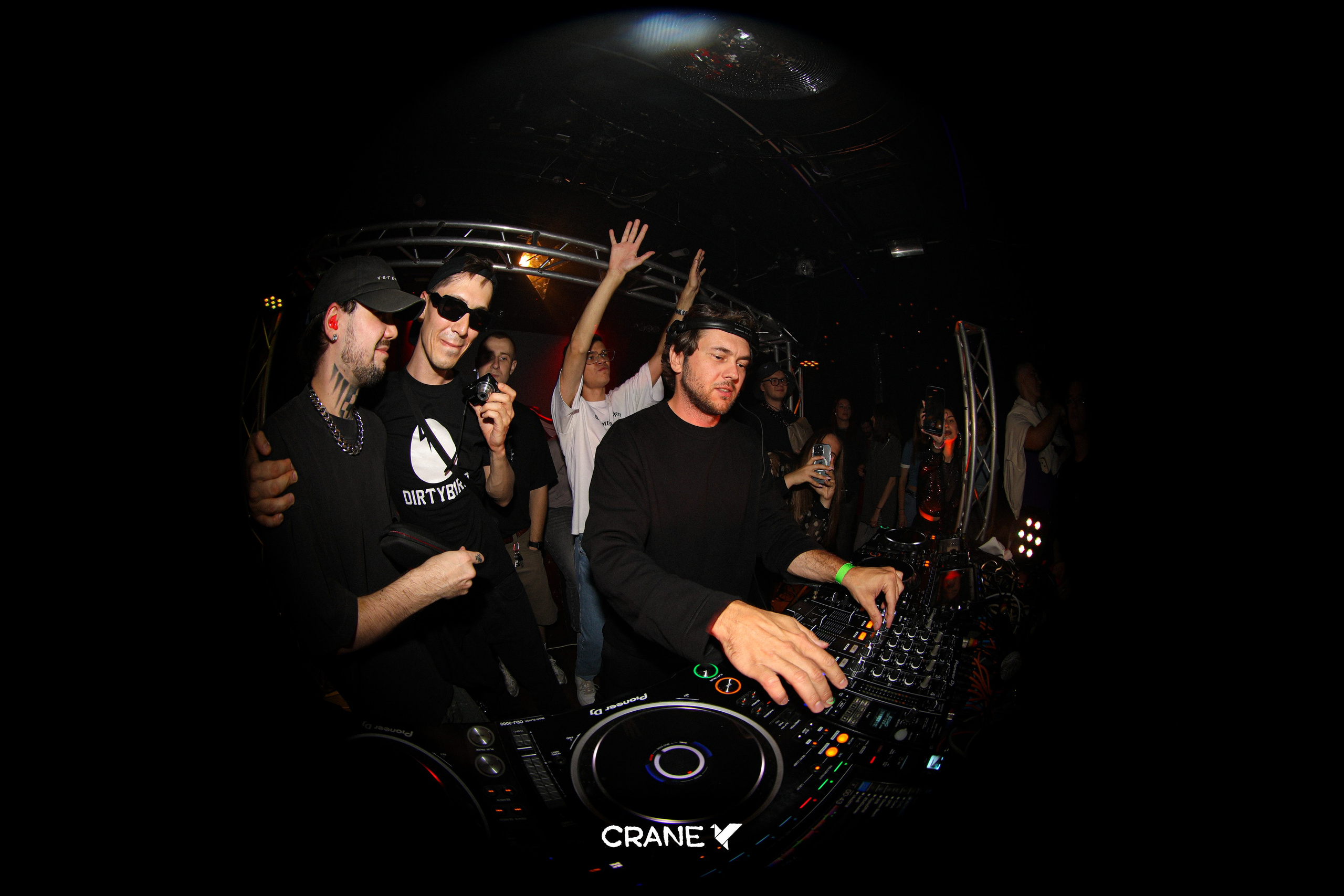 CRANE | GOODBYE SUMMER | 31.08.24