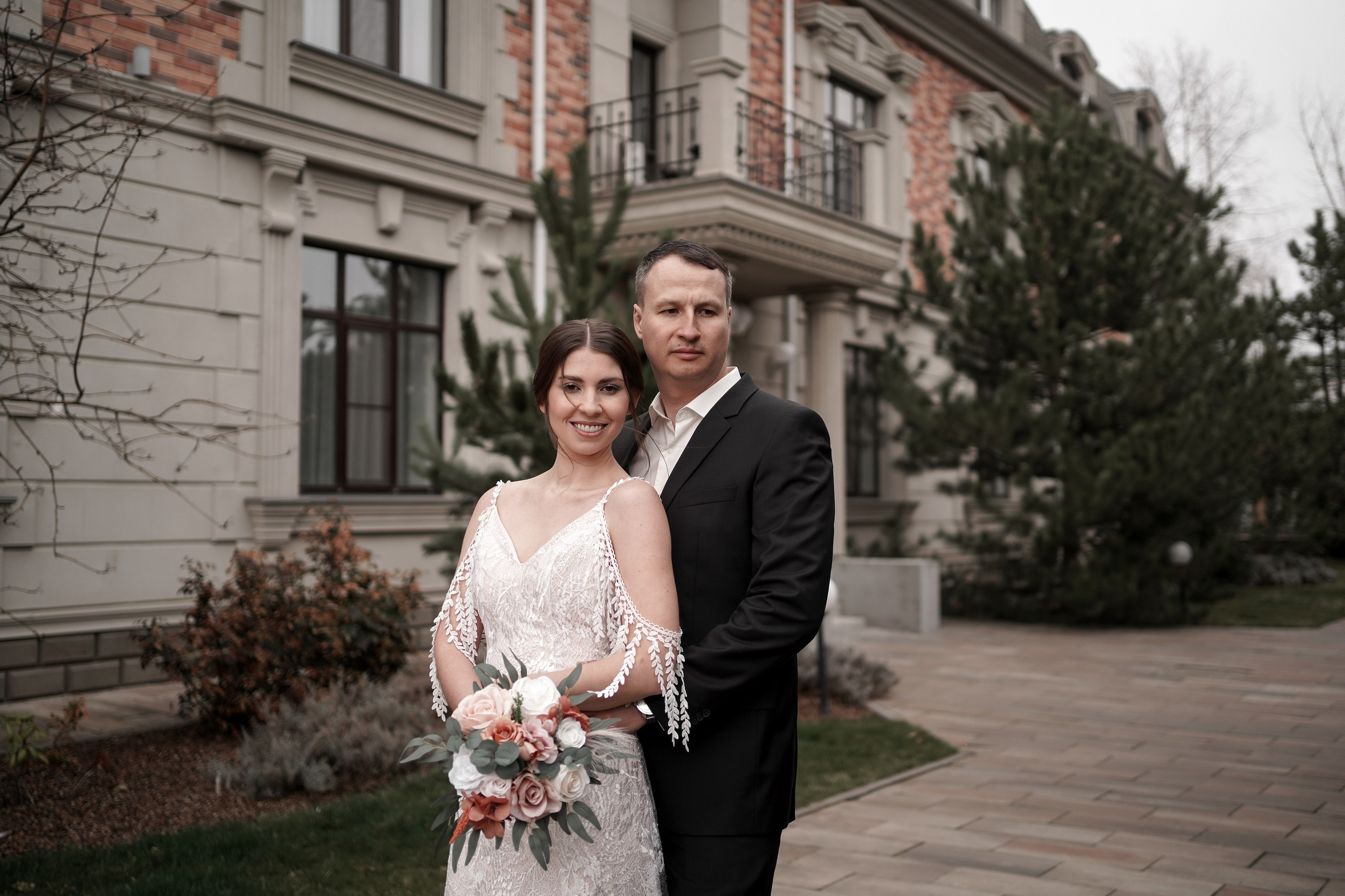 Свадебная фотосессия в Графском парке. Ростов-на-Дону. Свадебный фотограф в Ростове-на-Дону. Таинство Крещения и Венчания, семейные фотосессии. Алёна Чёботова