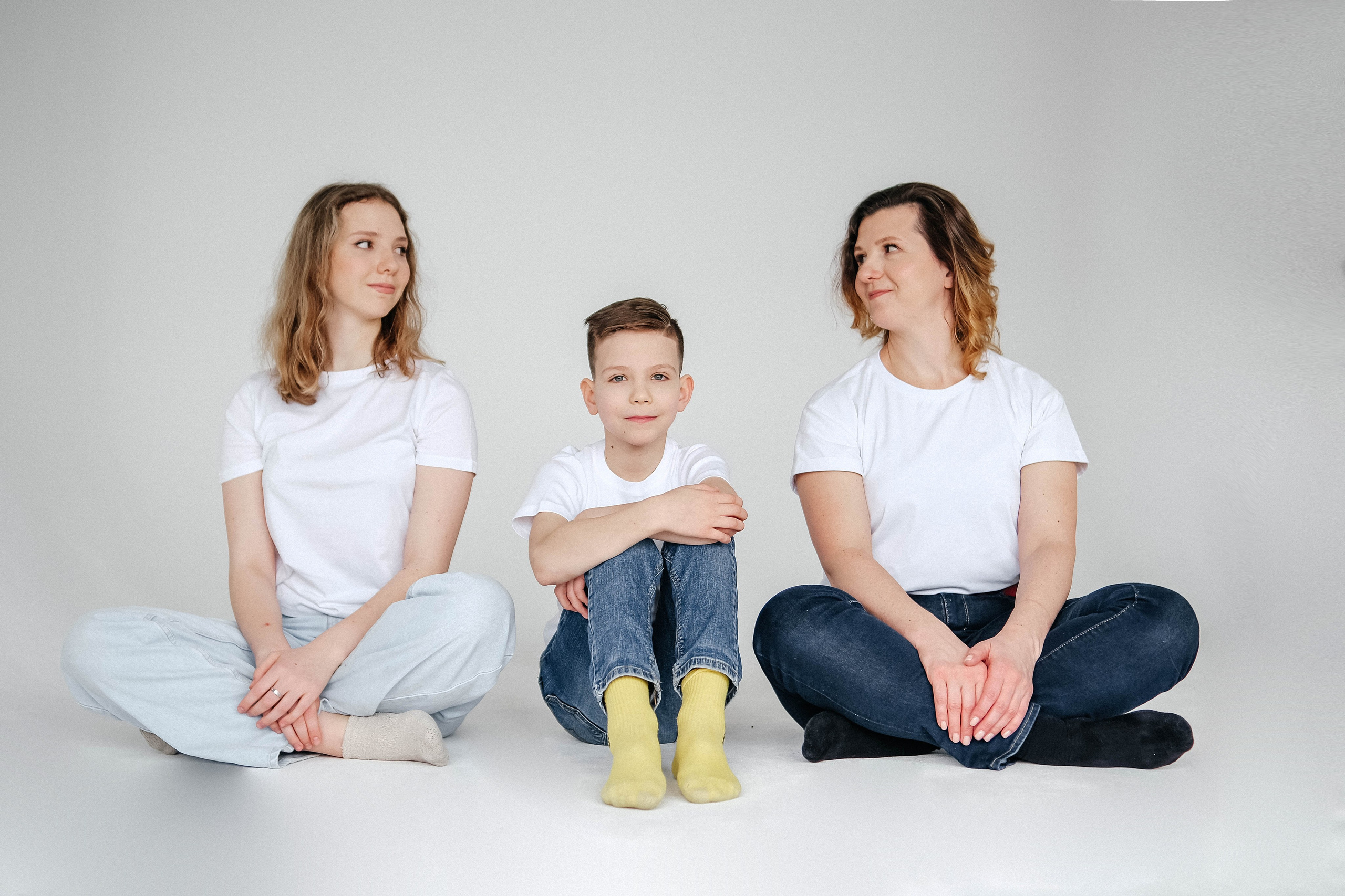 Мама с детками на циклораме. Главная