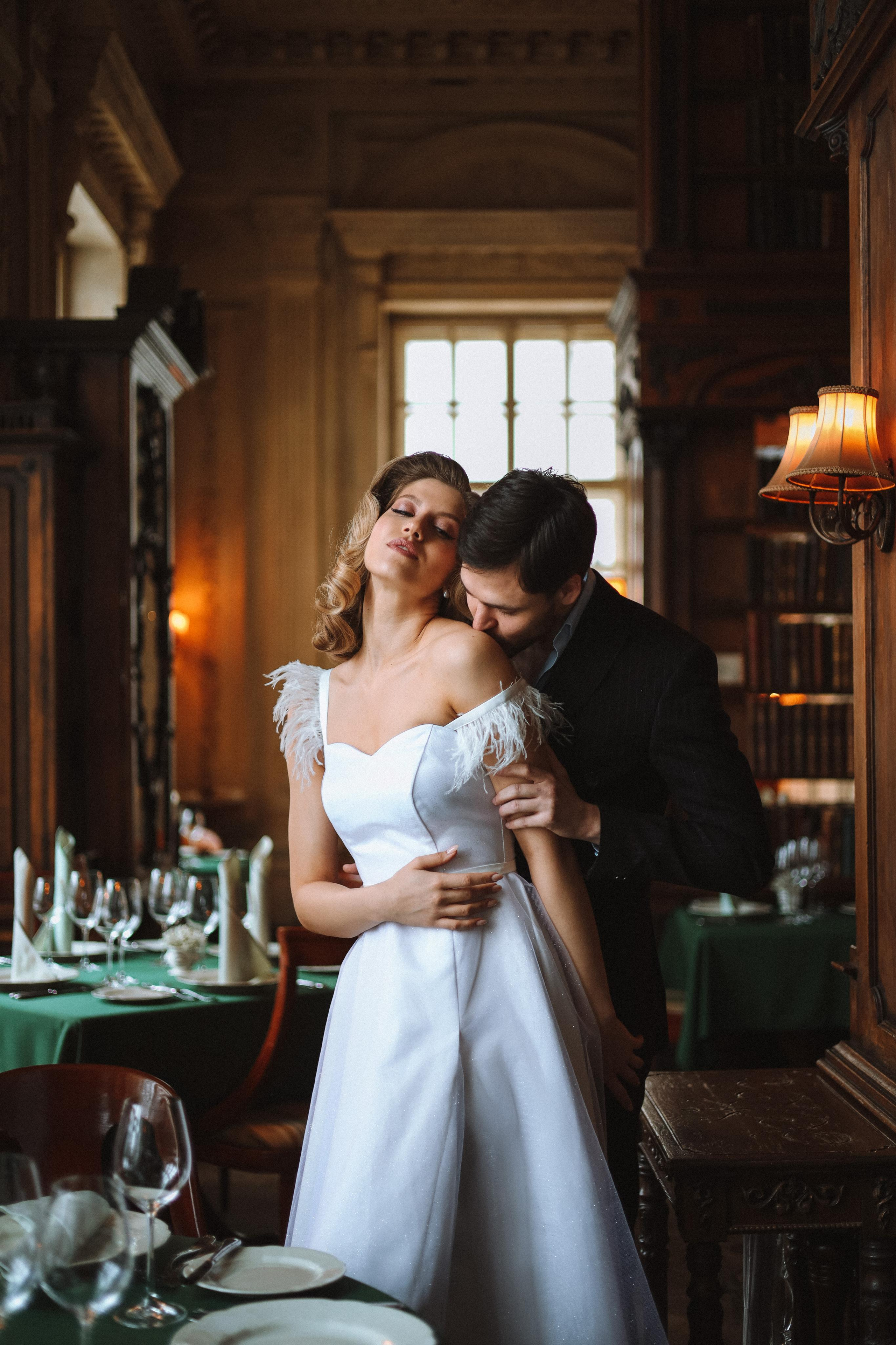 Яна и Егор. Ресторан «Пушкин». Диана Чечель. Свадебный и портретный фотограф в Москве