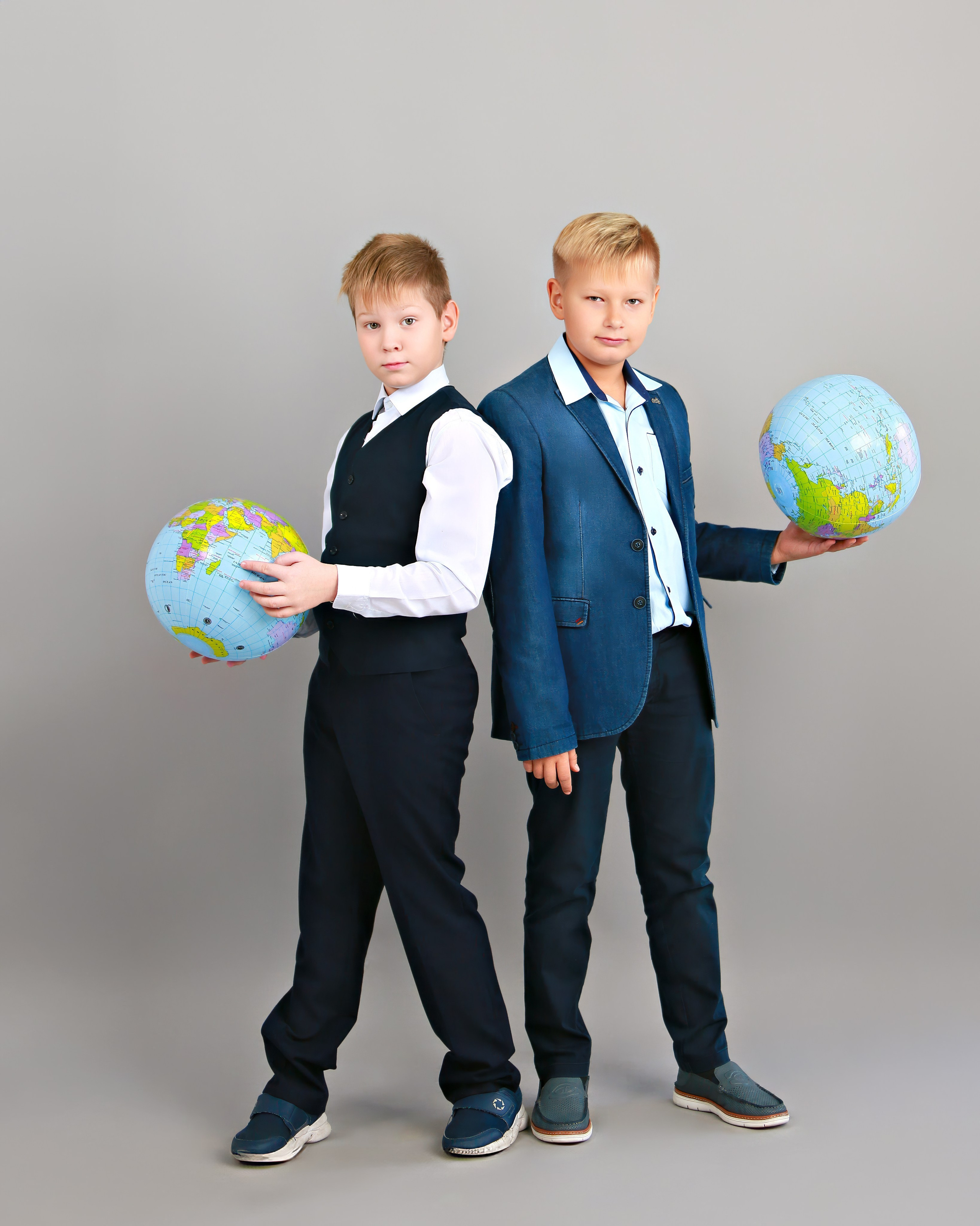 👫 Друзья. Выпускные альбомы для школы и детского сада — школьный фотограф Подольск, Троицк, Щербинка, Москва