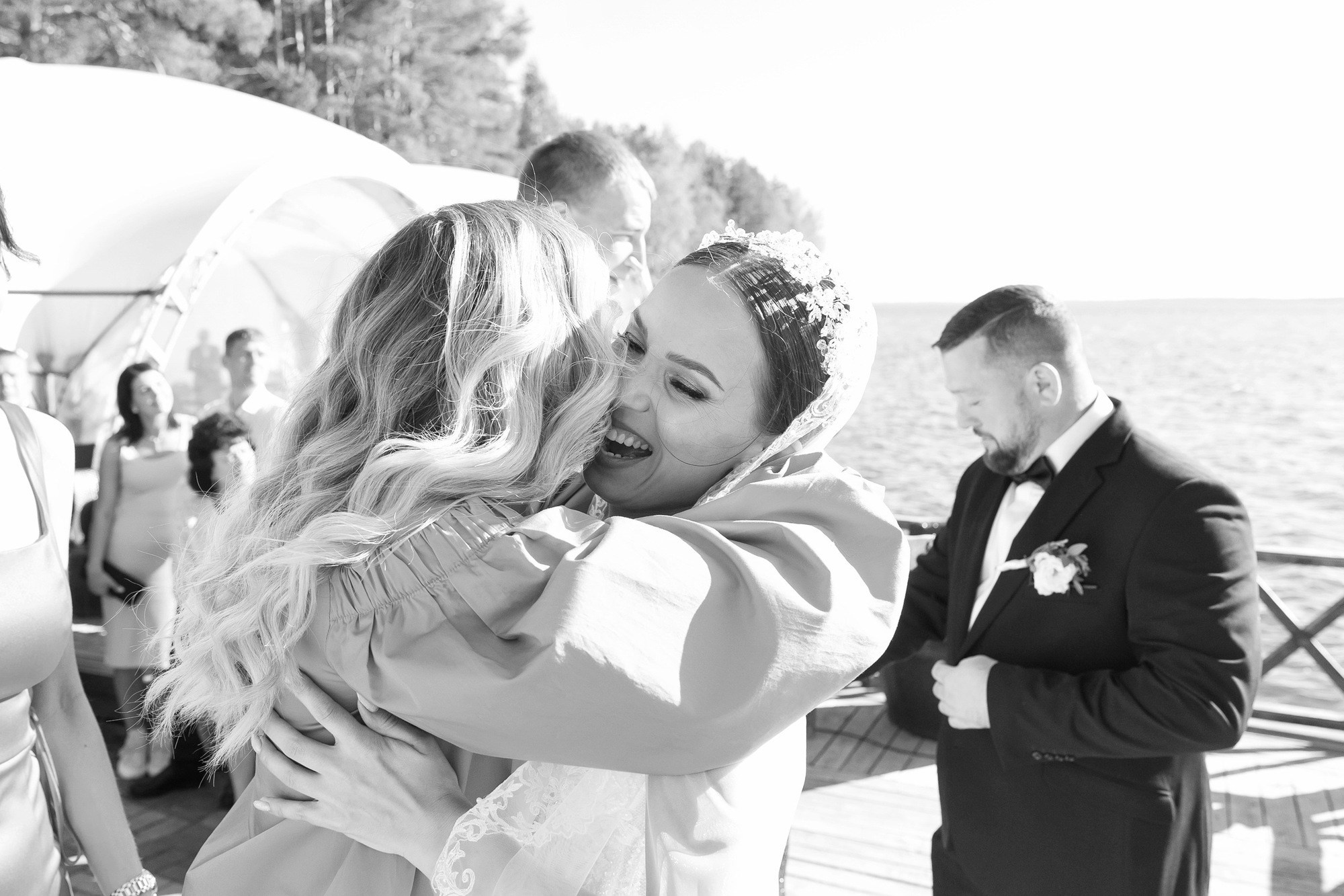 Свадебная фотосессия на берегу Горьковского моря. Свадебный фотограф в Нижнем Новгороде и Москве Сергей Воробьев