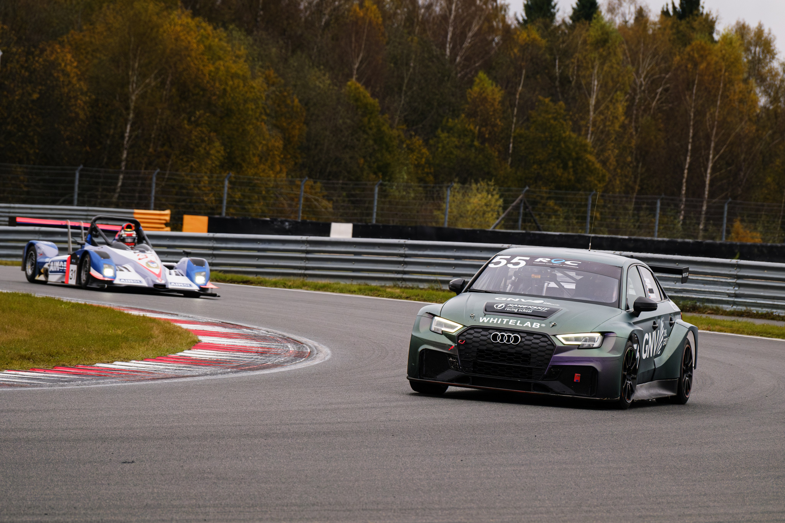 Российская серия гонок на выносливость. Авто и мотоспорт — фотограф Антон Медведев iCoguar