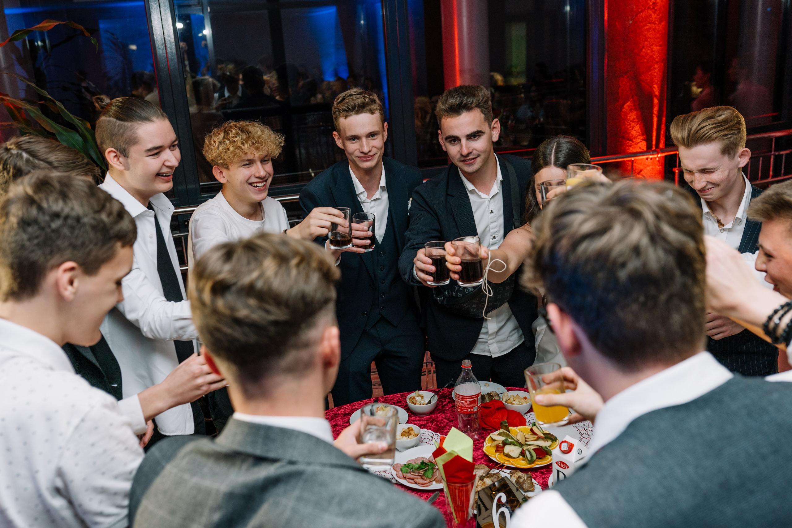 Выпускной 61 школа