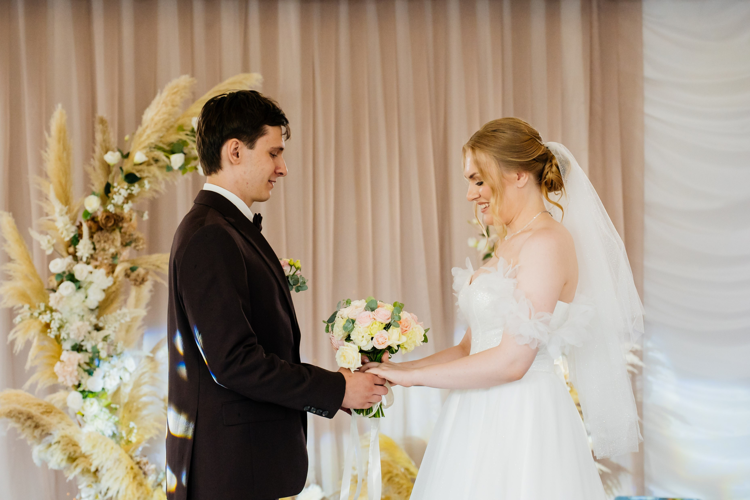 Ксения и Владислав. Видеограф и Фотограф в Челябинске Ксения и Владимир Рюмины