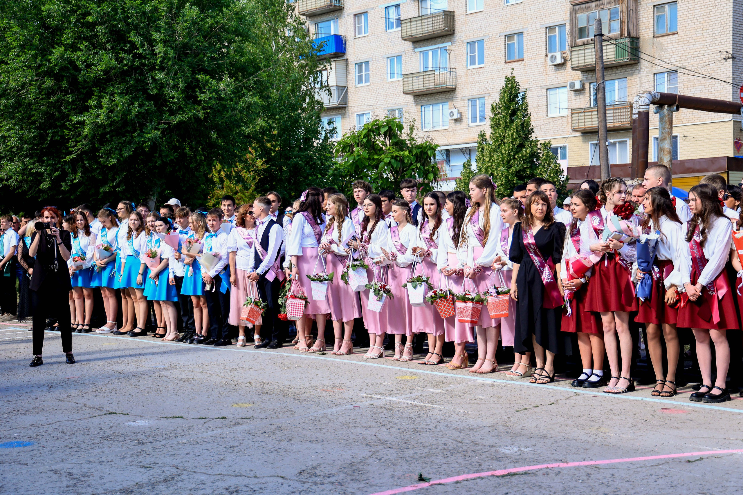 ШКОЛА ПОСЛЕДНИЙ ЗВОНОК. Свадебный фотограф — видеограф в г. Астрахань Екатерина Юмашева