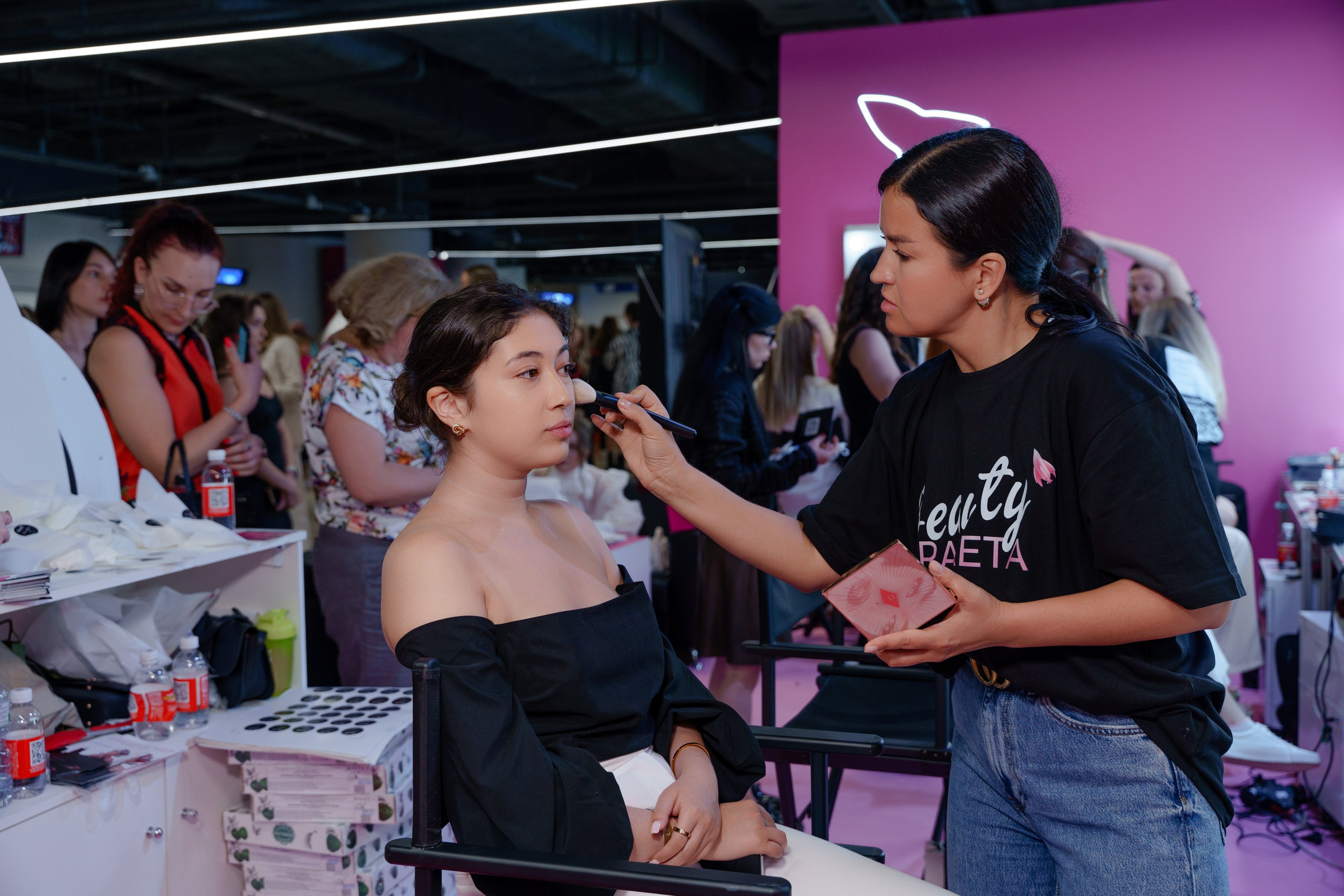 Фотограф на самую масштабную женскую конференцию в России WomenConf. Репортажный фотограф Москва Сергей Дружинин