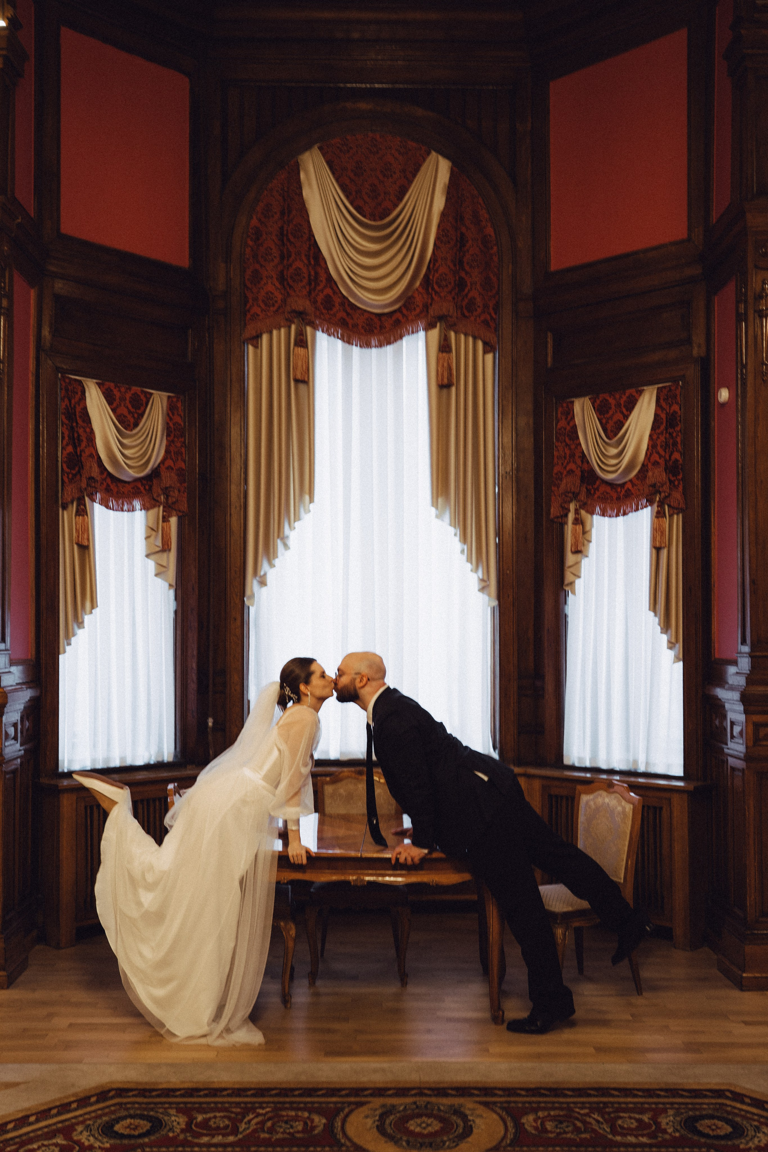 СВАДЕБНАЯ СЬЕМКА ВО ВТОРОМ ДВОРЦЕ (ДЕКАБРЬ) ТАКЖЕ СЬЕМКА В СТУДИИ НА ЧЕРНЫШЕВСКОЙ. Профессиональный фотограф, Санкт-Петербург — Виктория Богомолова