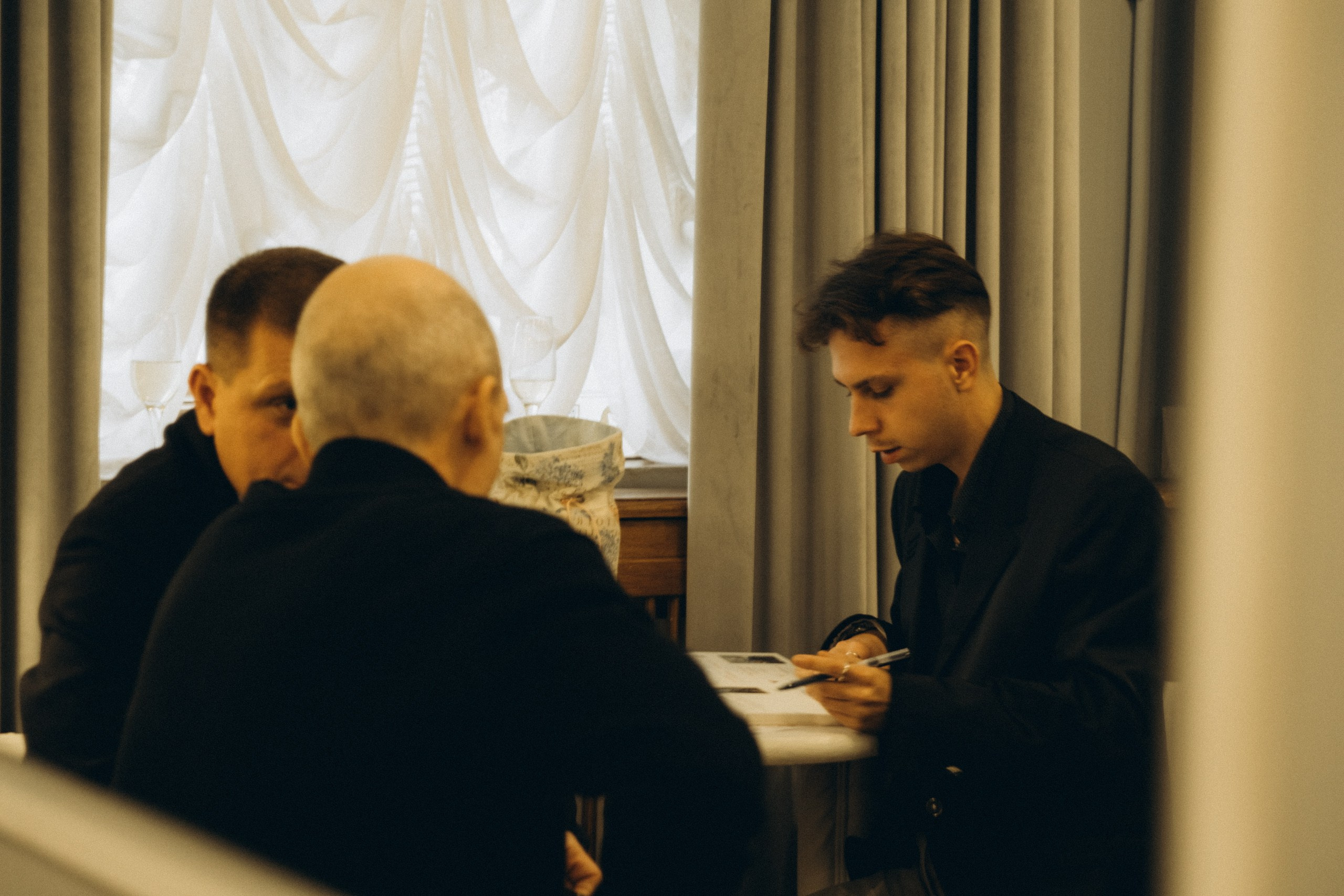 СЬЕМКА РЕПОРТАЖ В ЗАГСЕ (2 ДВОРЕЦ). Профессиональный фотограф, Санкт-Петербург — Виктория Богомолова