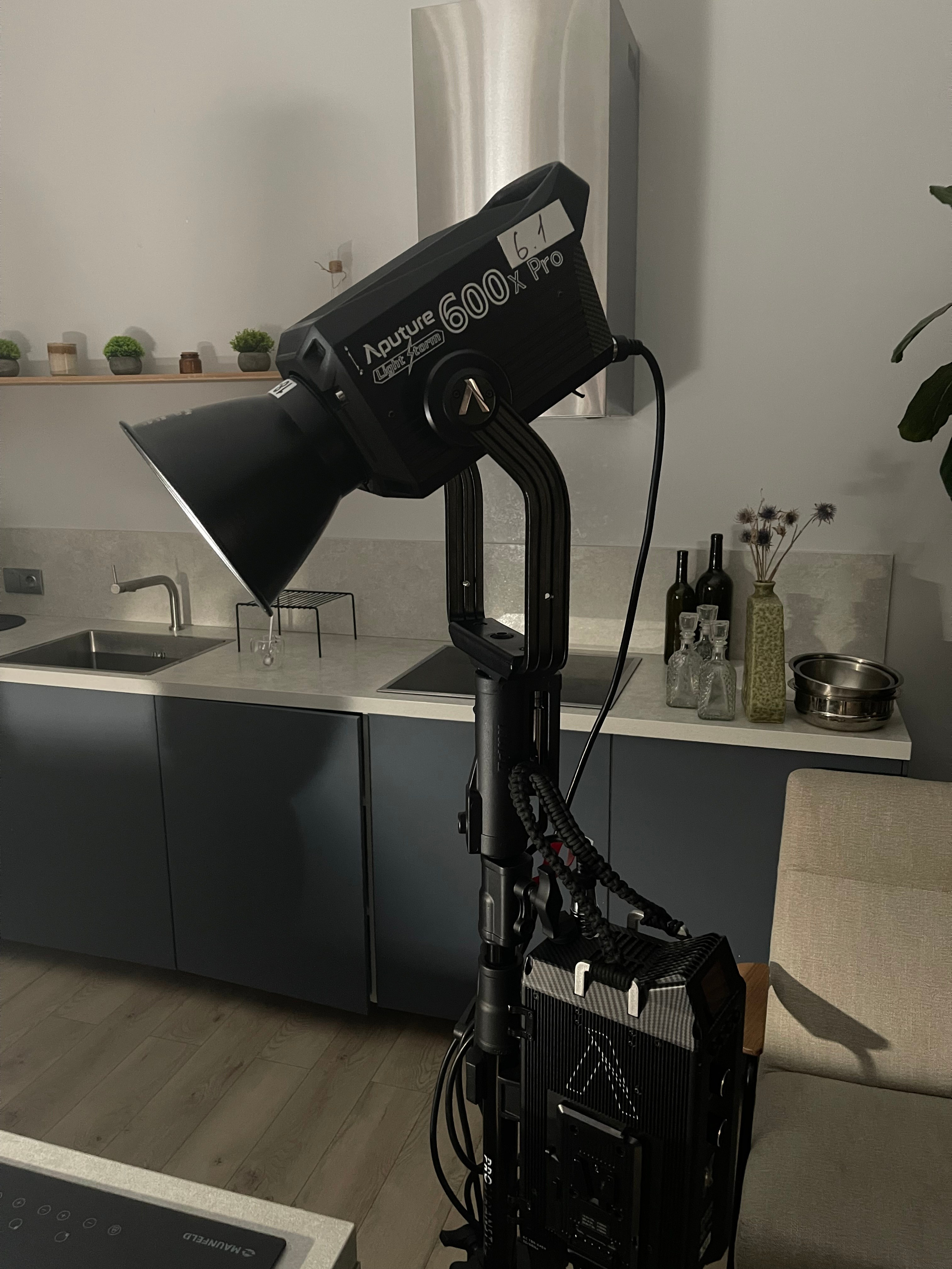 BACKSTAGE GALLERY. «MAK FLAME»