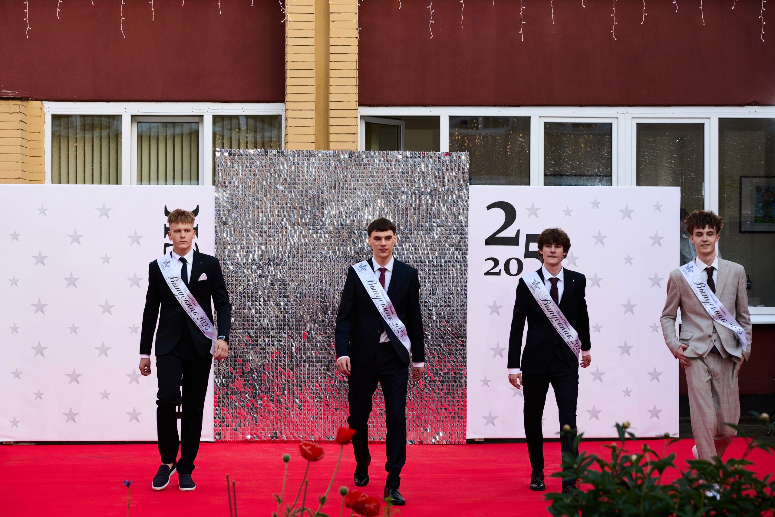 Выпускной 11 класс. Свадебная, репортажная фотосъемка и видеосъемка в Минске. Илья и Юлия Ширмановы. Фотограф | Видеограф | Минск