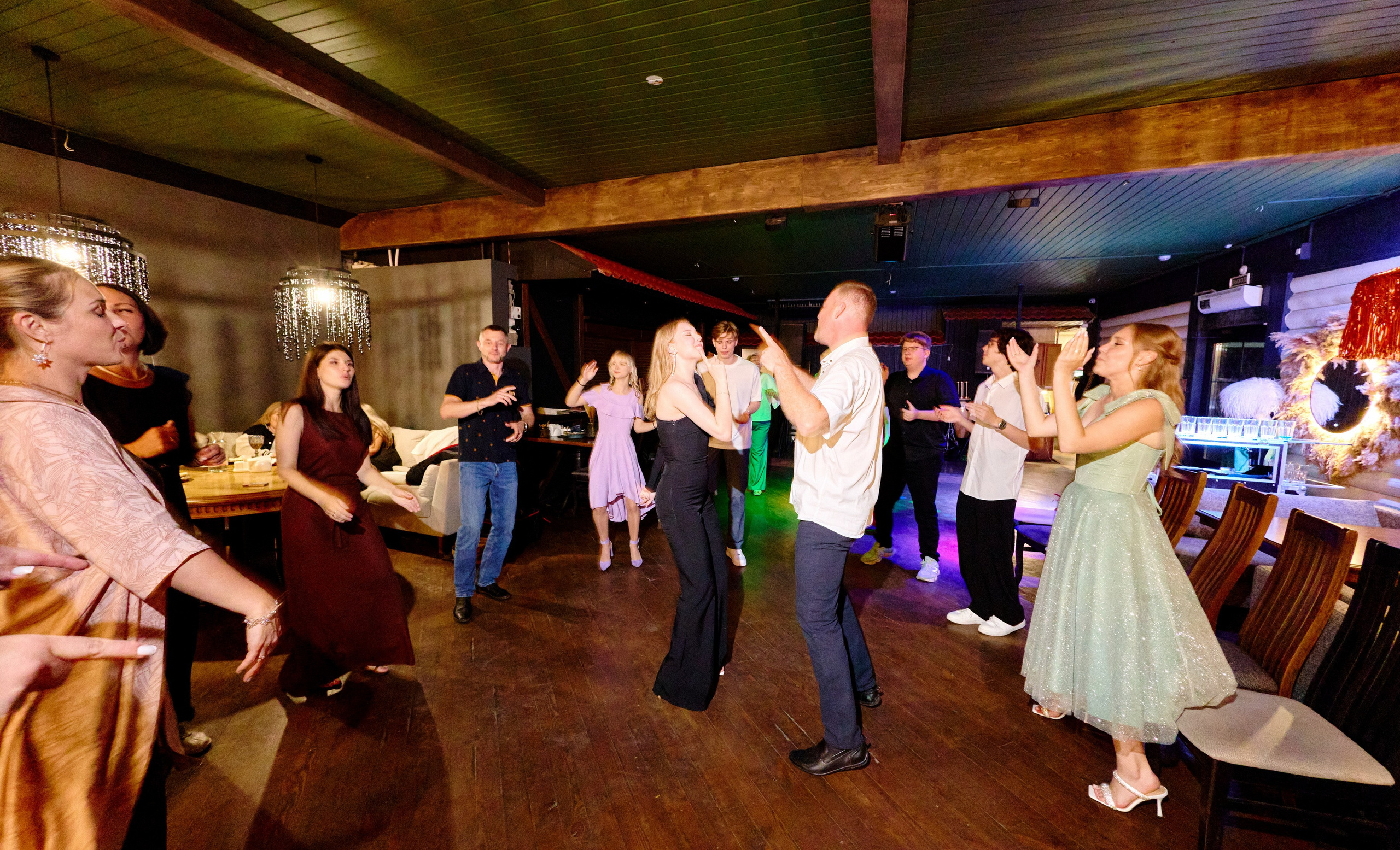 Выпускной 35 Сош. Фотограф Выпускные альбомы Таганрог Сергей Коробченко