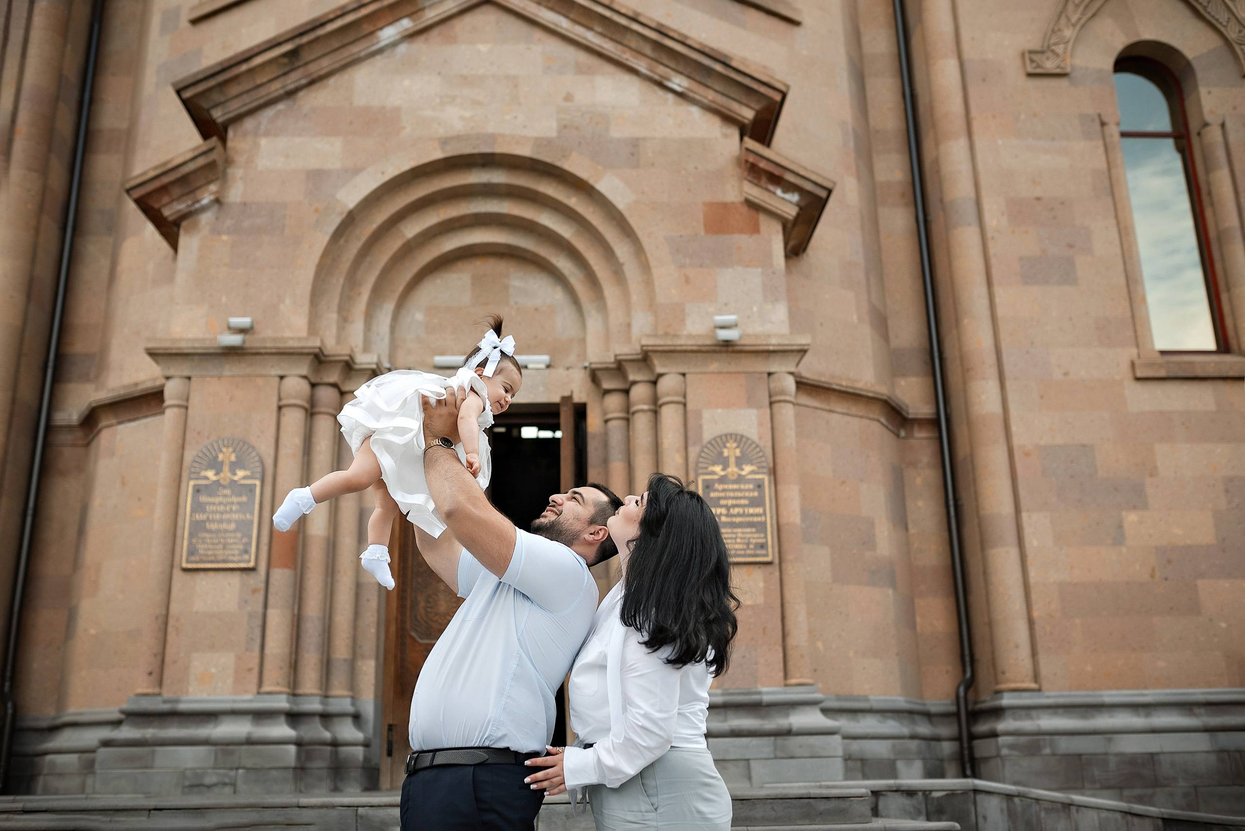 Крещение Миланы в Церкви Сурб-Арутюн. Семейный фотограф в Ростове-на-Дону Татьяна Литвинова