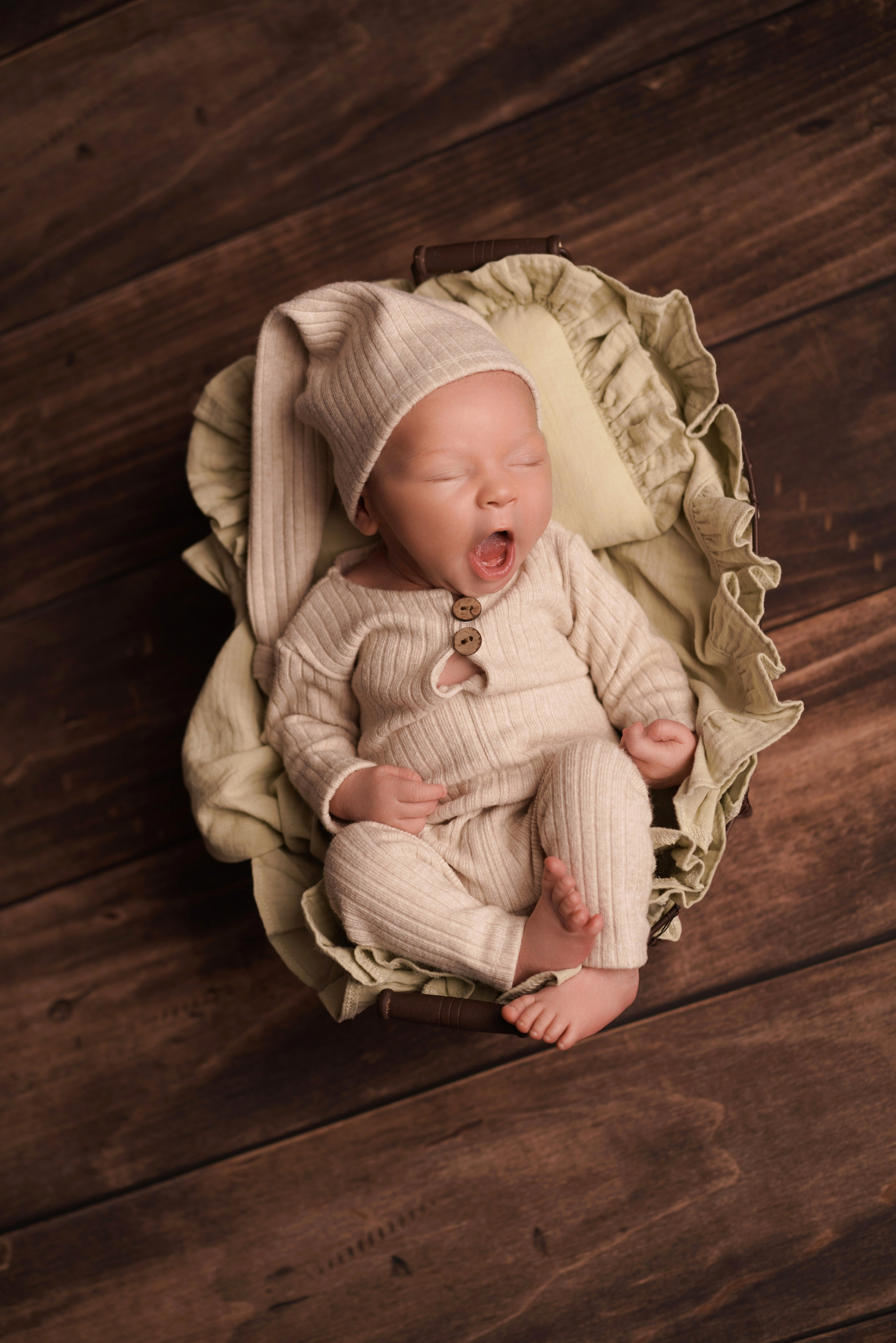 Фотосессия новорожденных | Галерея трогательных кадров малышей в стиле newborn. Фотосессия новорожденных в Москве и Московской области | Профессиональный фотограф newborn — Татьяна Иванова