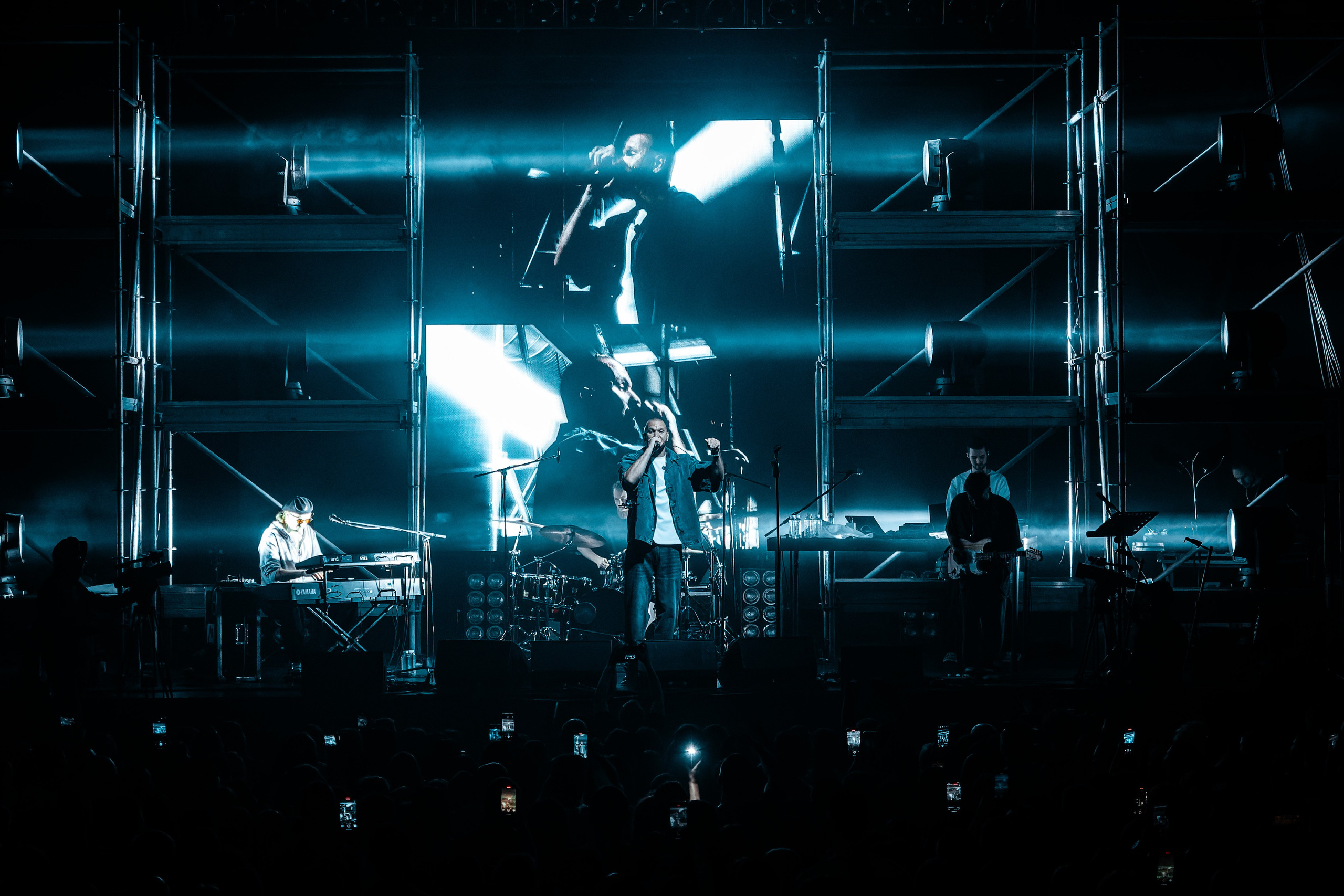 LOC DOG / МОСКВА / 2025. OOPS