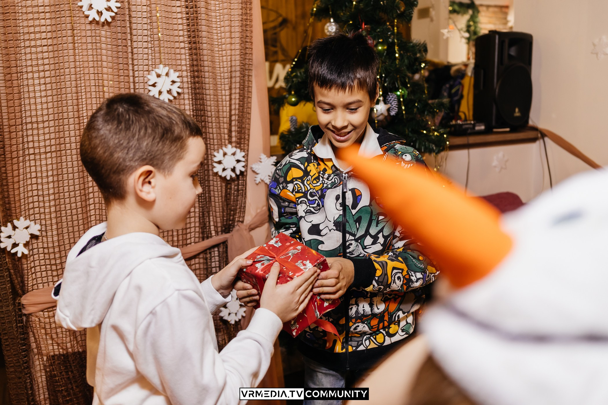 Новогодний вечер в кафе «КАмпот»