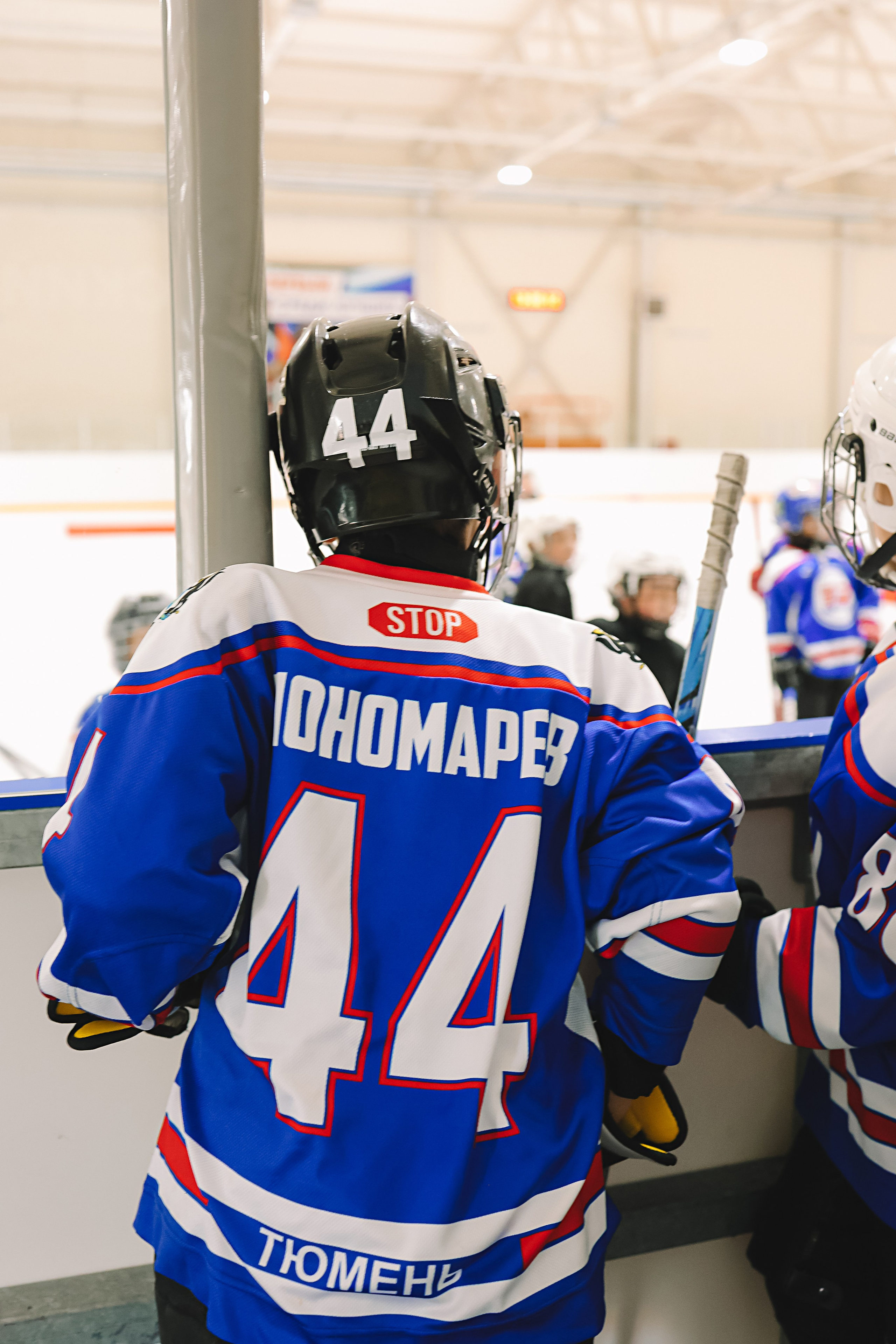 Хоккей тренировка. Семейный фотограф Тюмень, фотограф на роды Салмина Мария