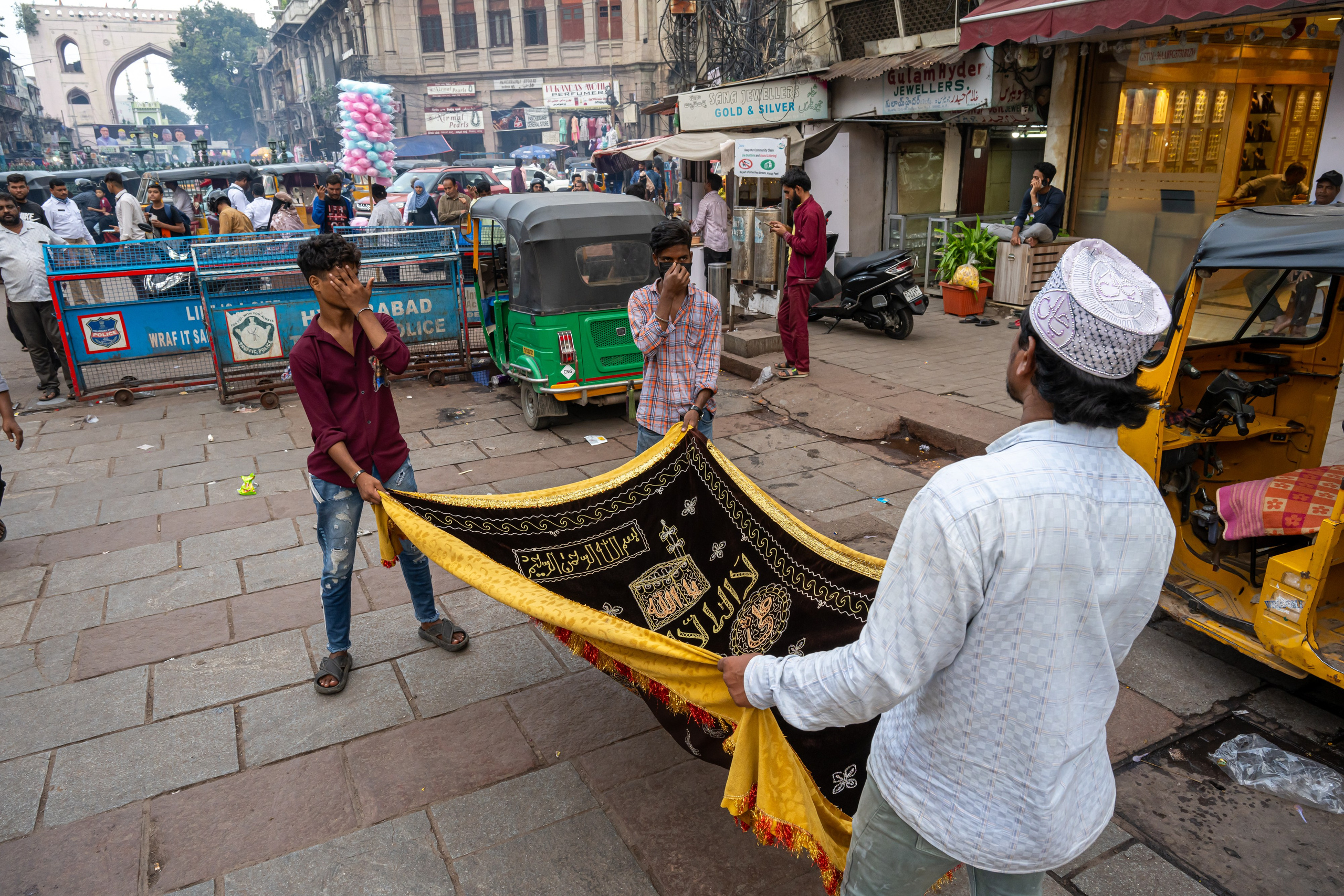India 2024-2025. Dimitri Bakhtadze photographer