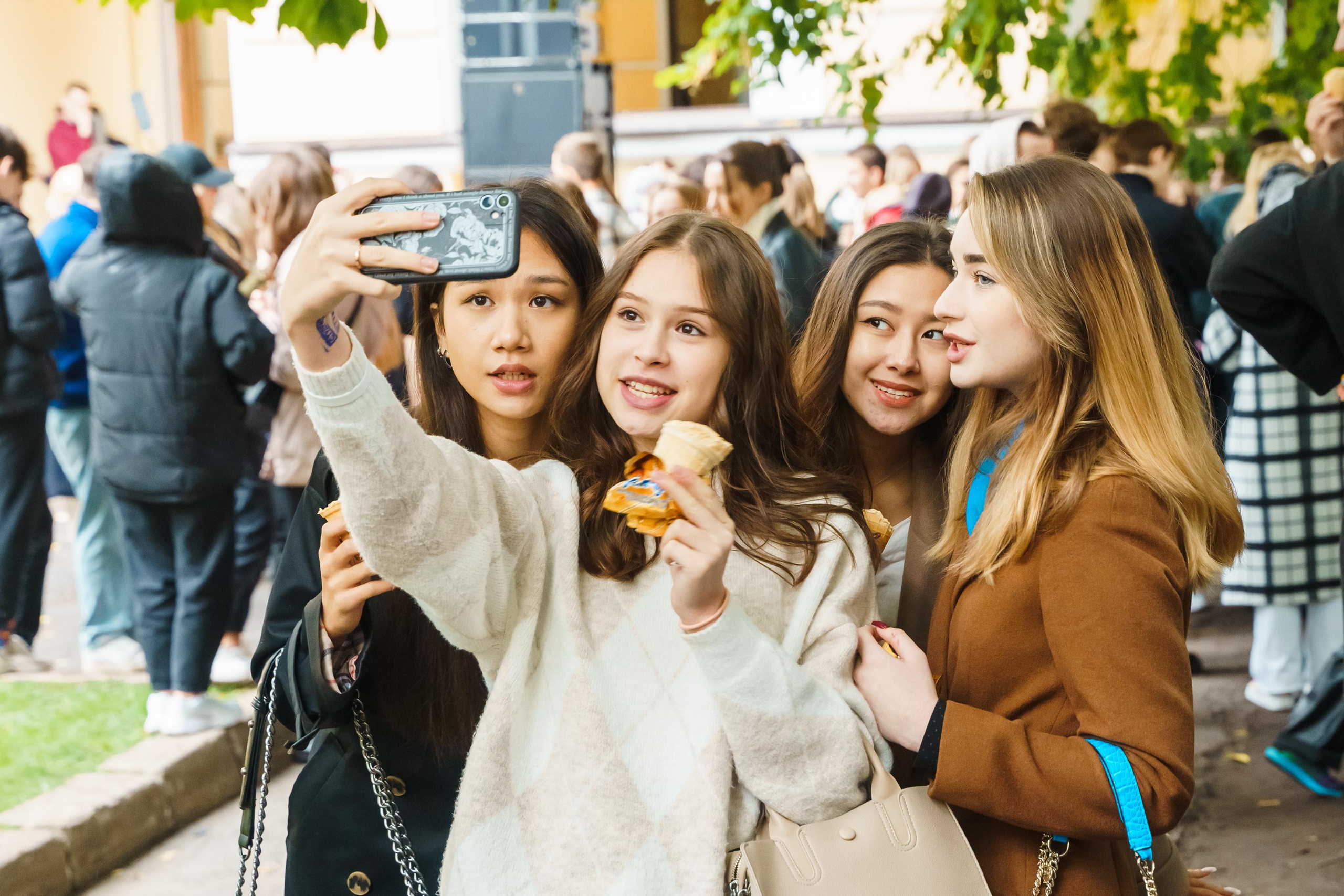 День Первокурсника в СПбГЭУ. Репортажная съемка. Фотограф Анастасия Арланцева