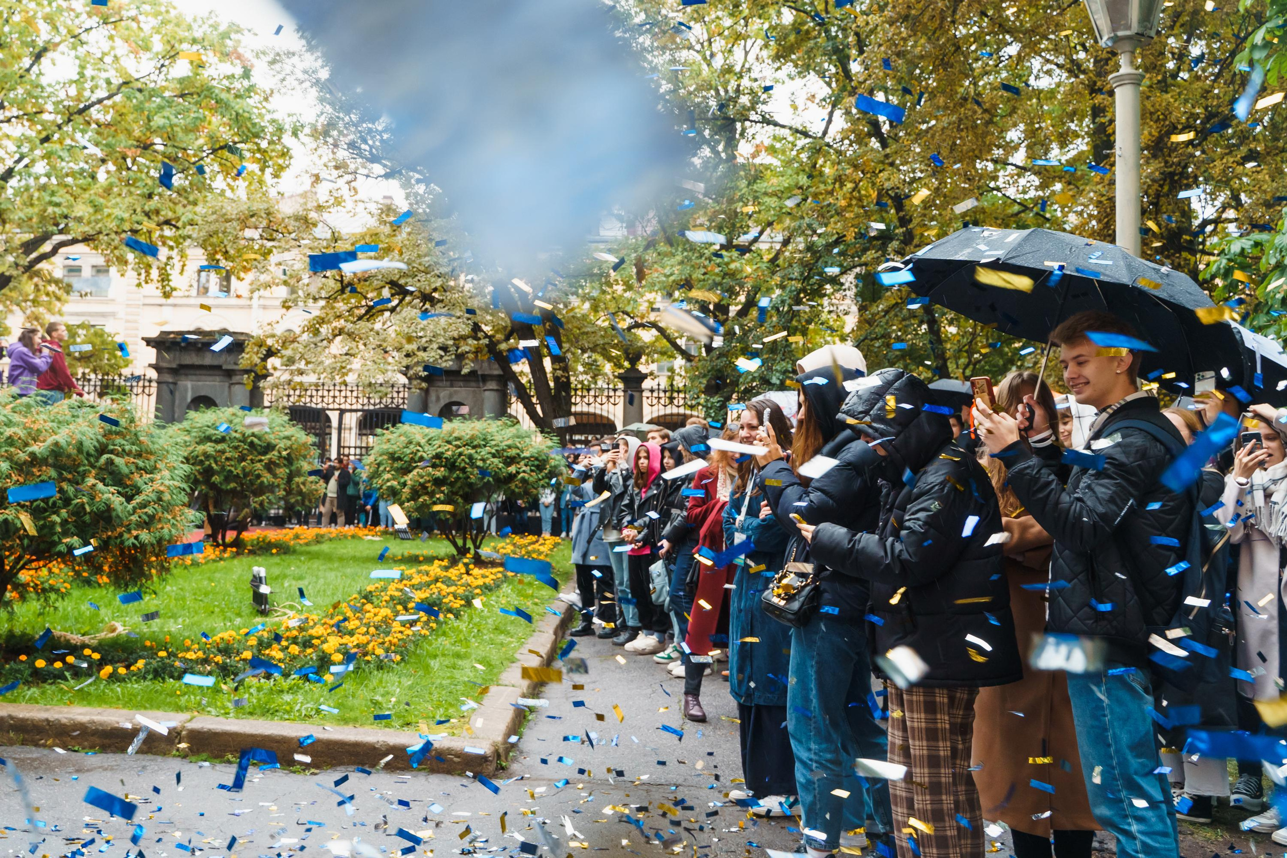 День Первокурсника в СПбГЭУ. Репортажная съемка. Фотограф Анастасия Арланцева