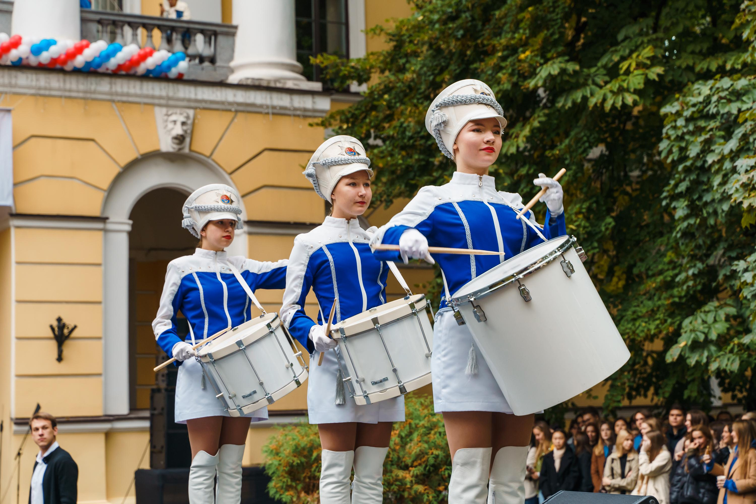 День Первокурсника в СПбГЭУ. Репортажная съемка. Фотограф Анастасия Арланцева