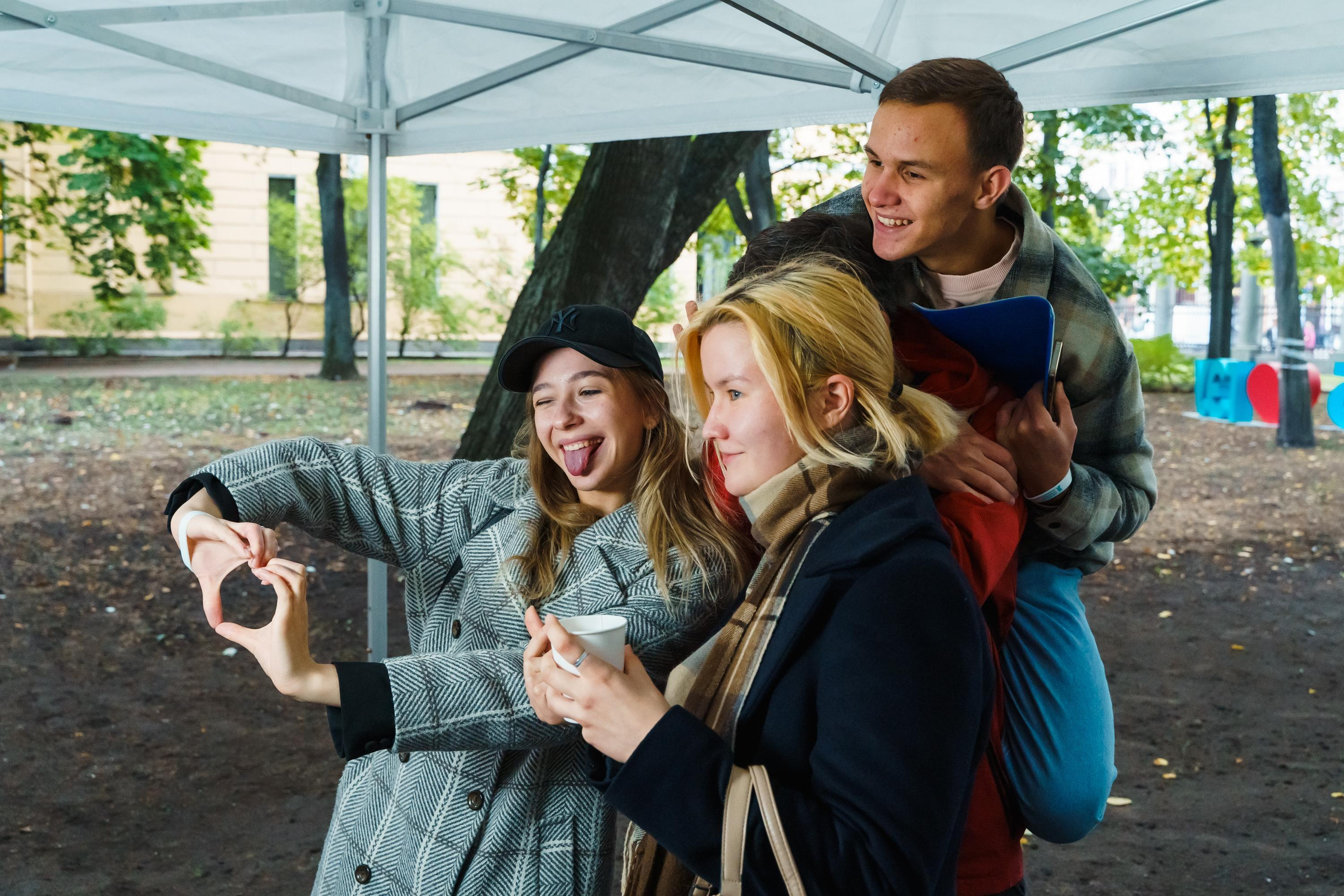День Первокурсника в СПбГЭУ. Репортажная съемка. Фотограф Анастасия Арланцева