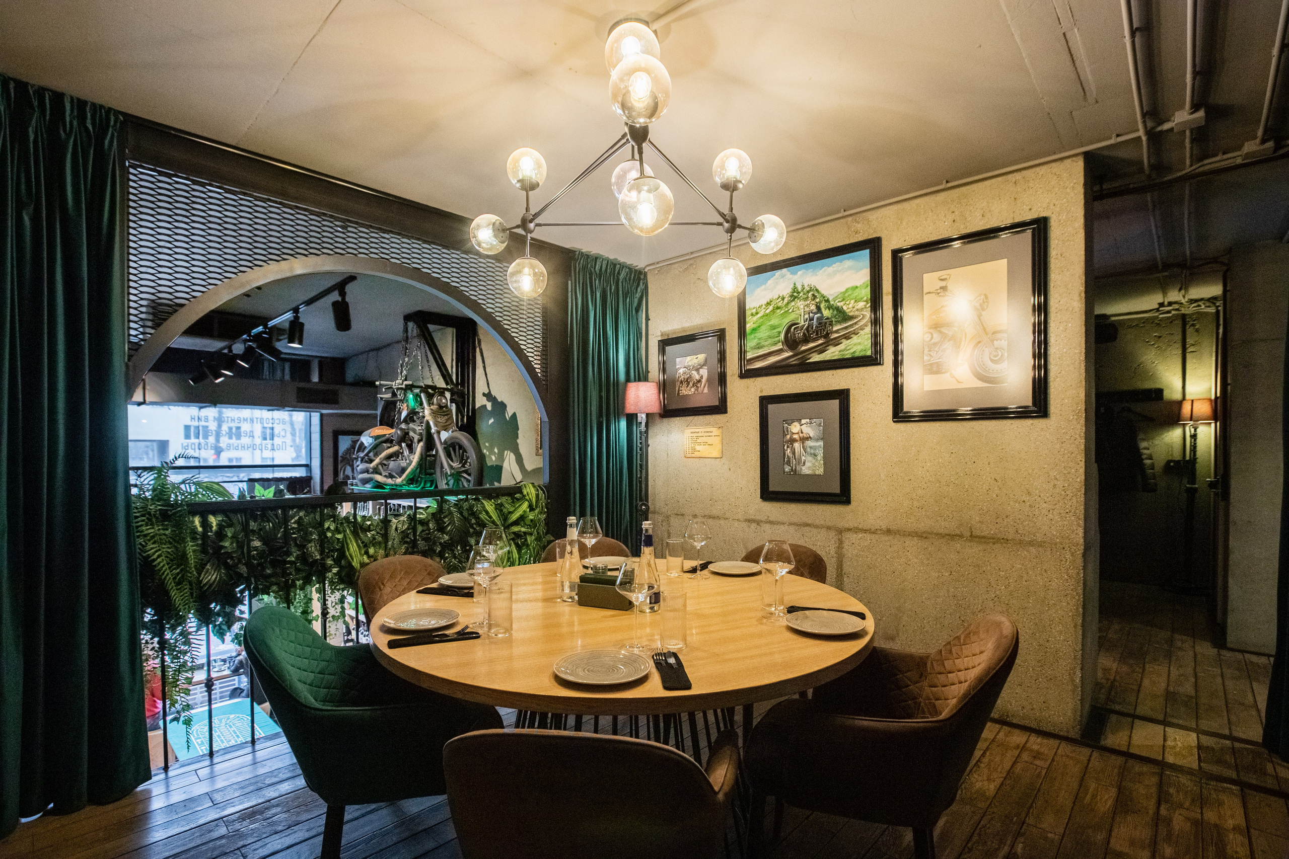 Байки Бар I Интерьер. Репортажный и портретный фотограф в Екатеринбурге Гизатуллин Марат