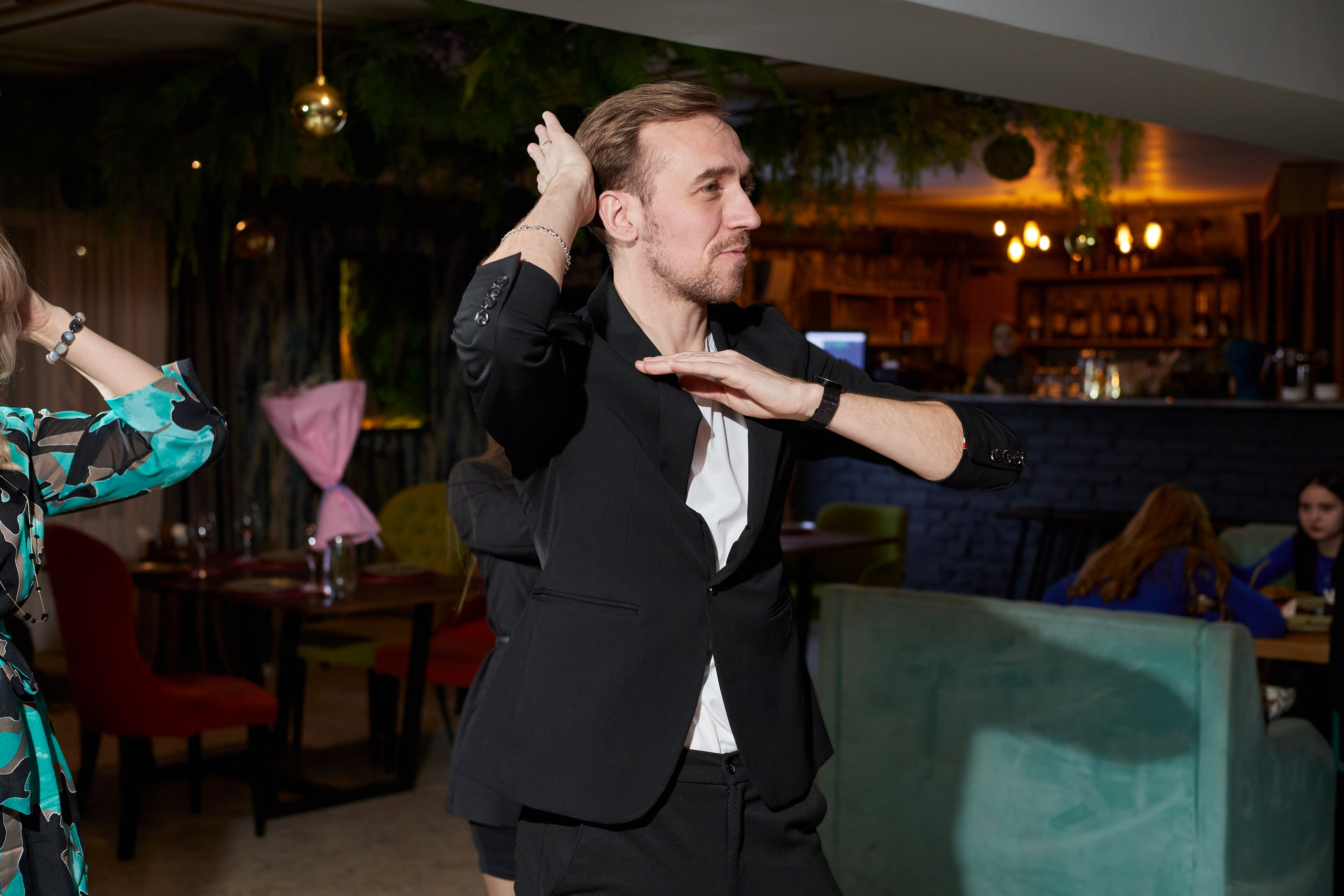 MAXIM & DAMIR | FOREST BAR | 8 МАРТА!. Главная