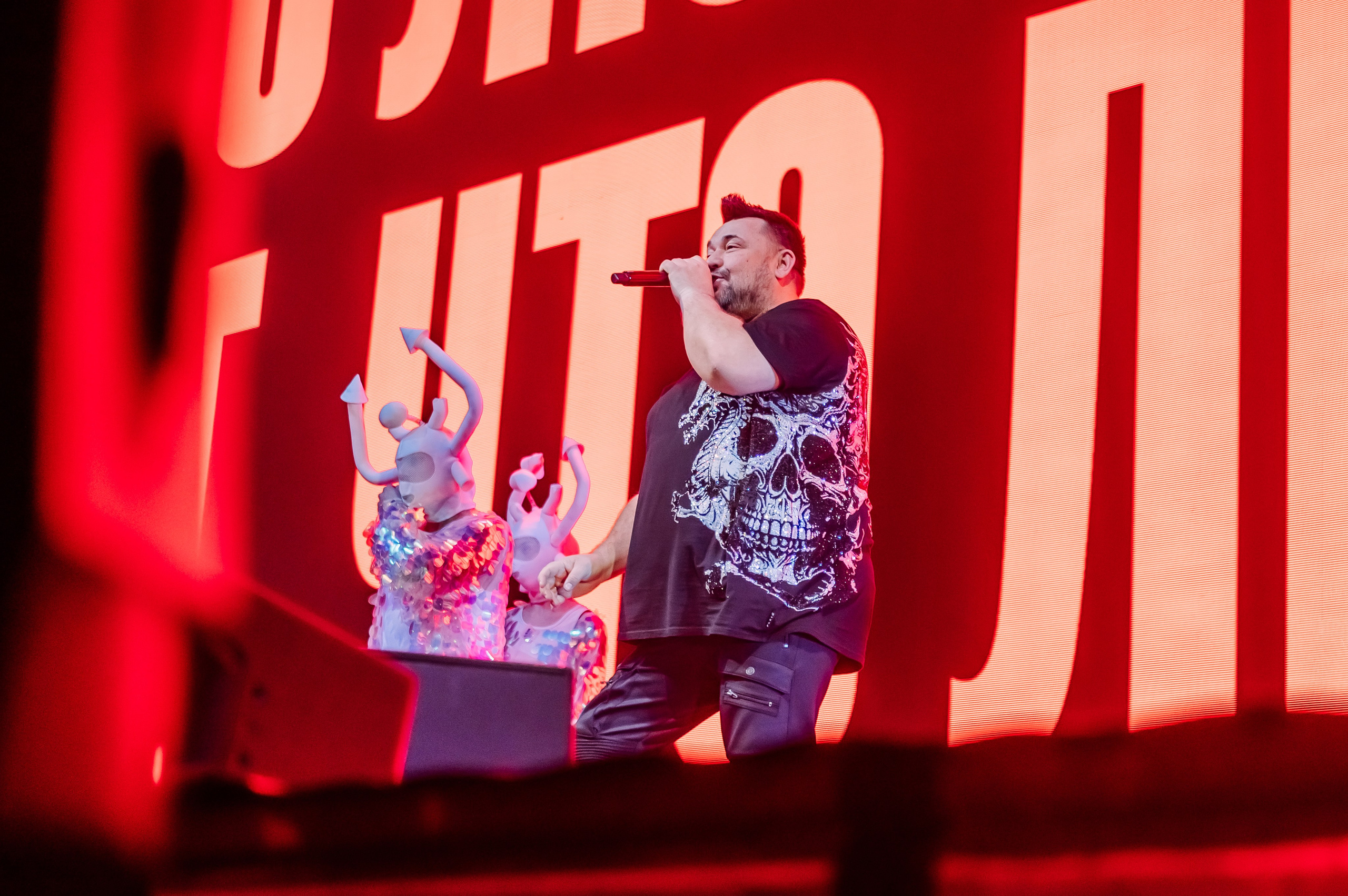 Руки вверх в Ледовом Дворце 15.11.2025. Детский фотограф, семейный фотограф и репортажи в Кемерово