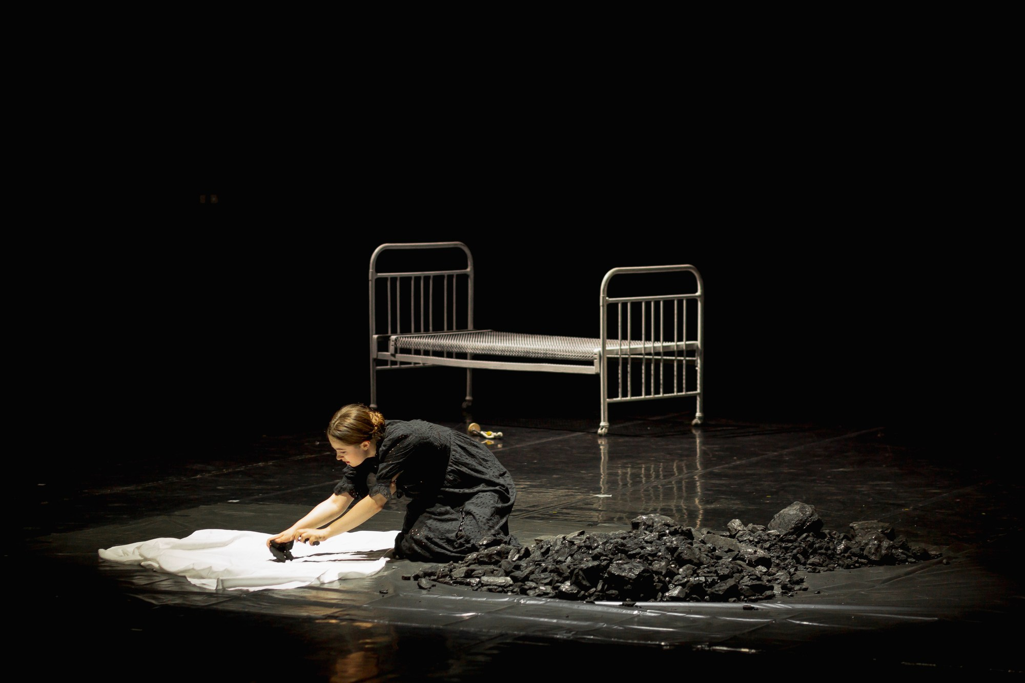 Спектакль Приглушенные голоса в Театре Эрмитажа (+репетиция). Семейный и портретный фотограф в Санкт-Петербурге Андрей Воробьев