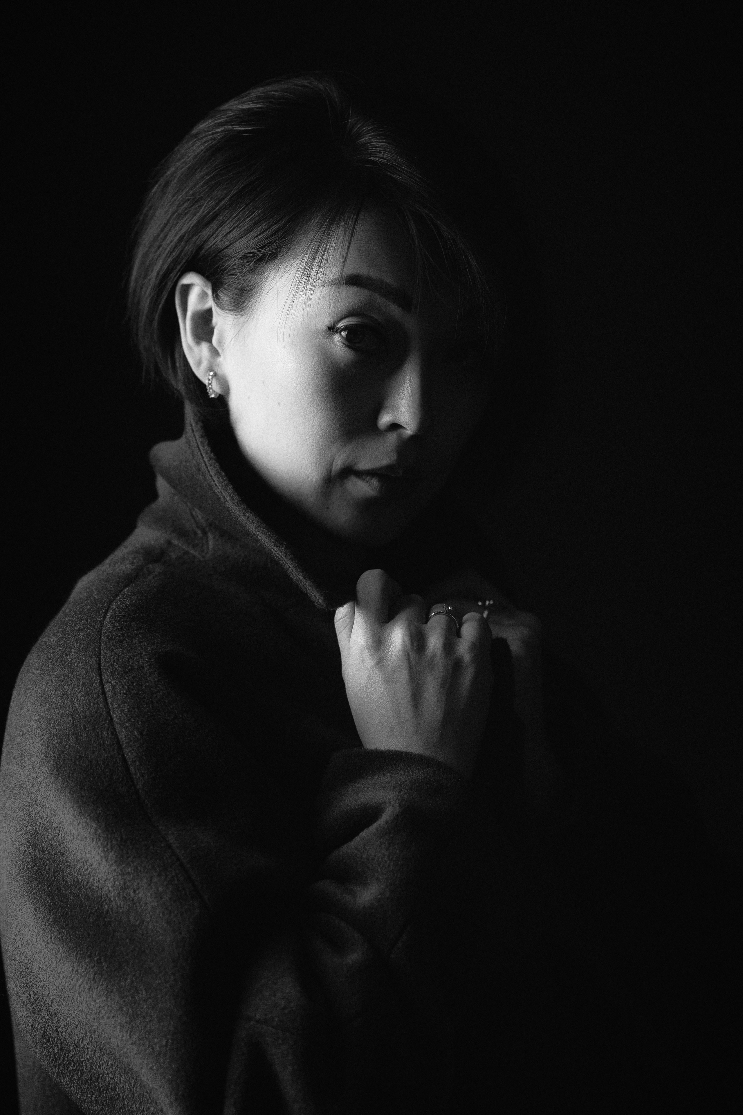 Женская фотосессия с эмоциональными кадрами