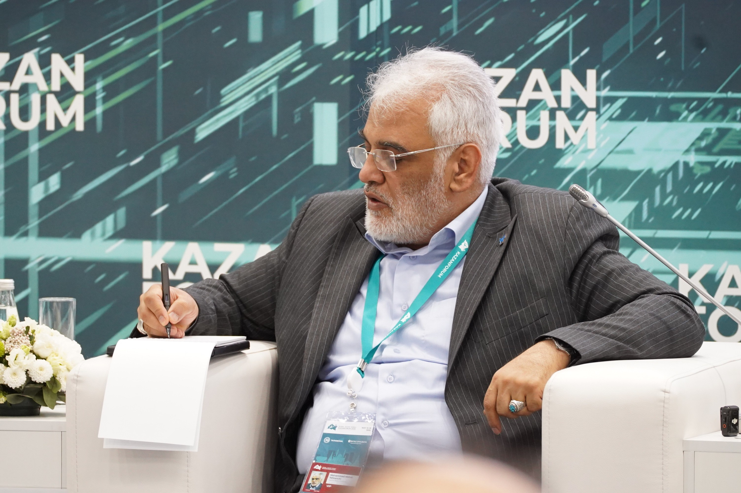 КОНФИРЕНЦИИ. Фотограф Рамиль Фасхутдинов