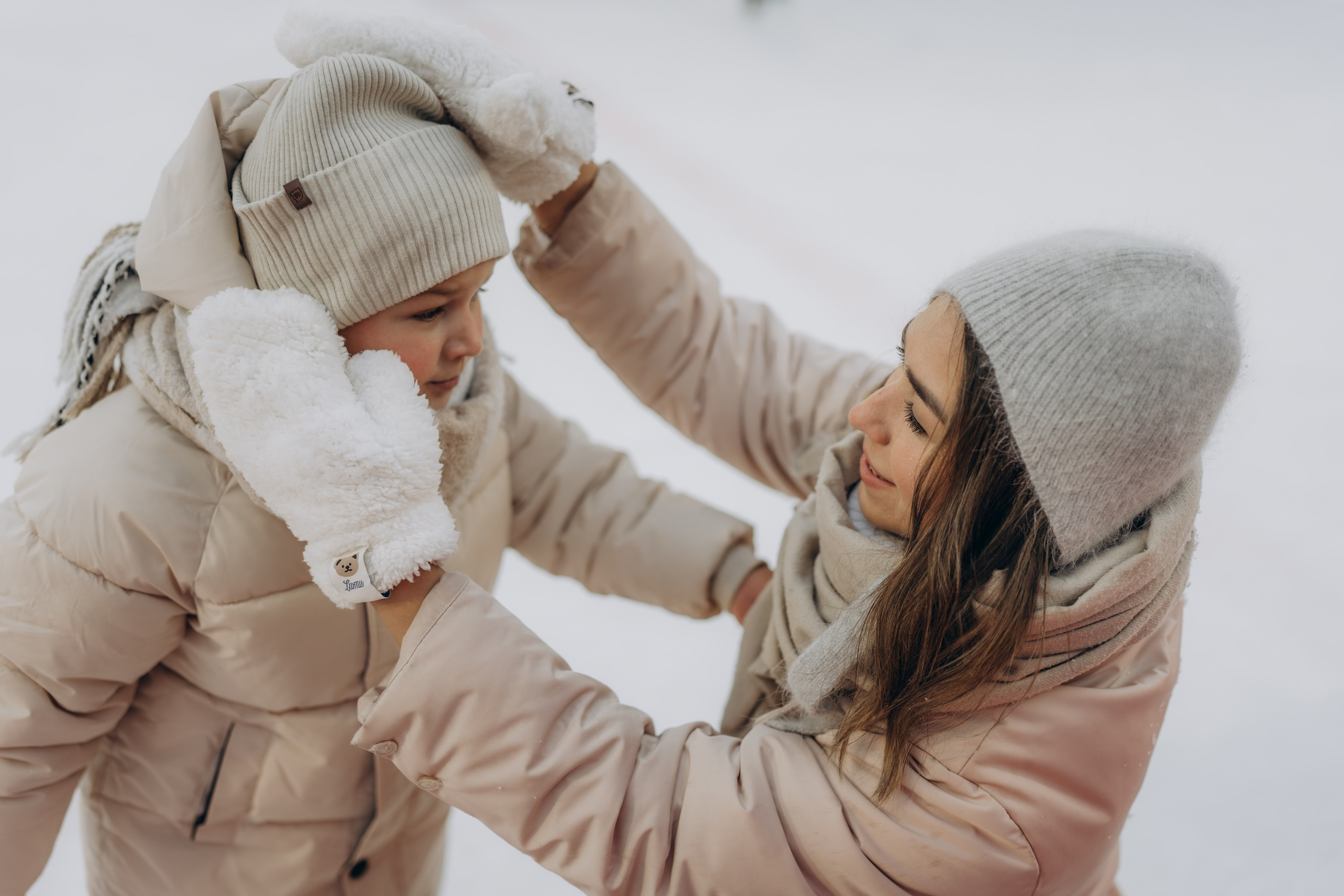 На катке. Семейный фотограф Москва. Фотограф беременности и материнства Москва