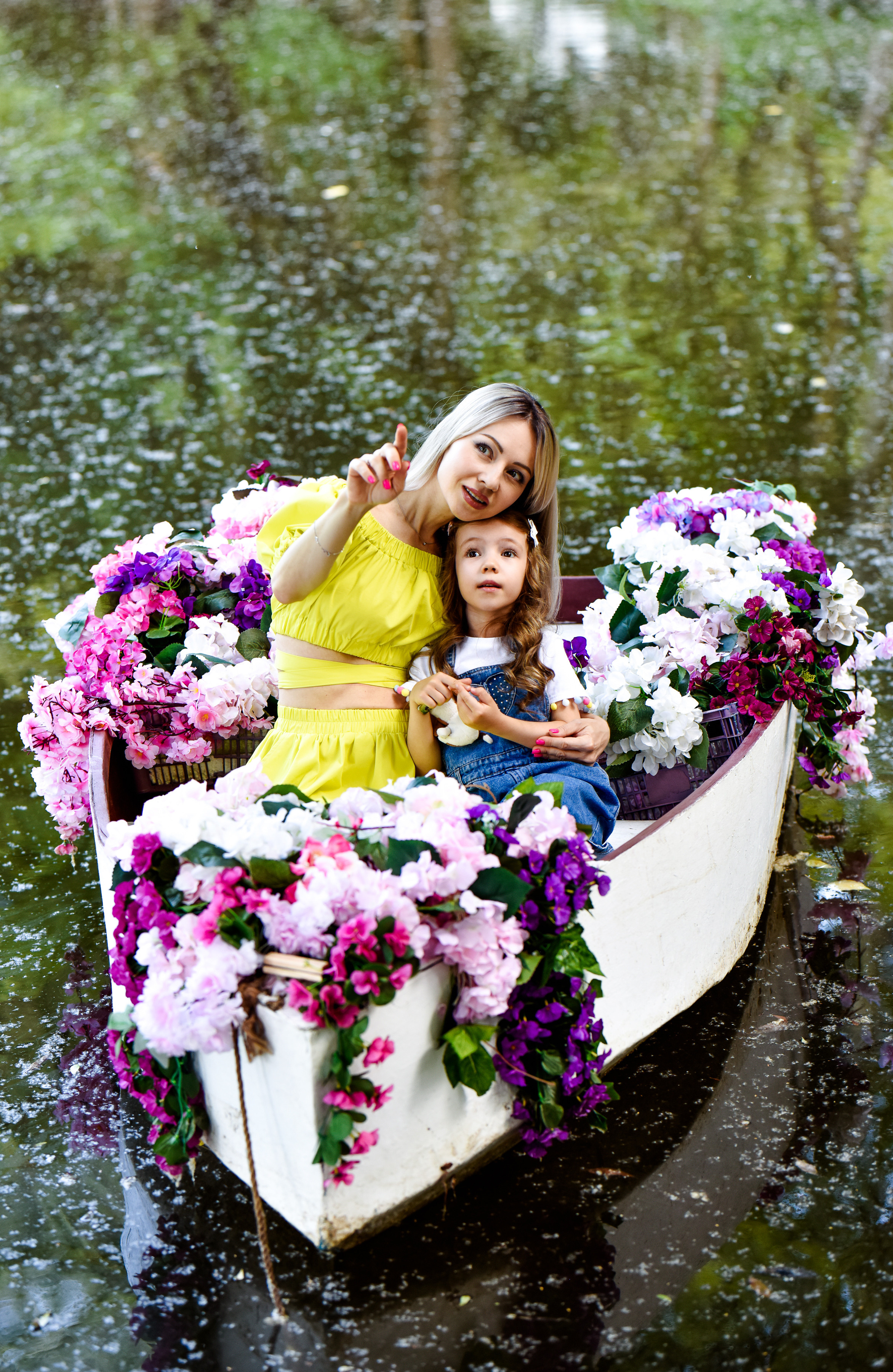 Семья Лаши, Яны и Лии