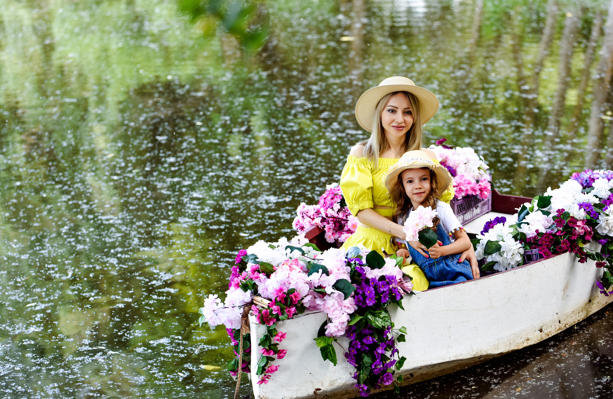 Семья Лаши, Яны и Лии