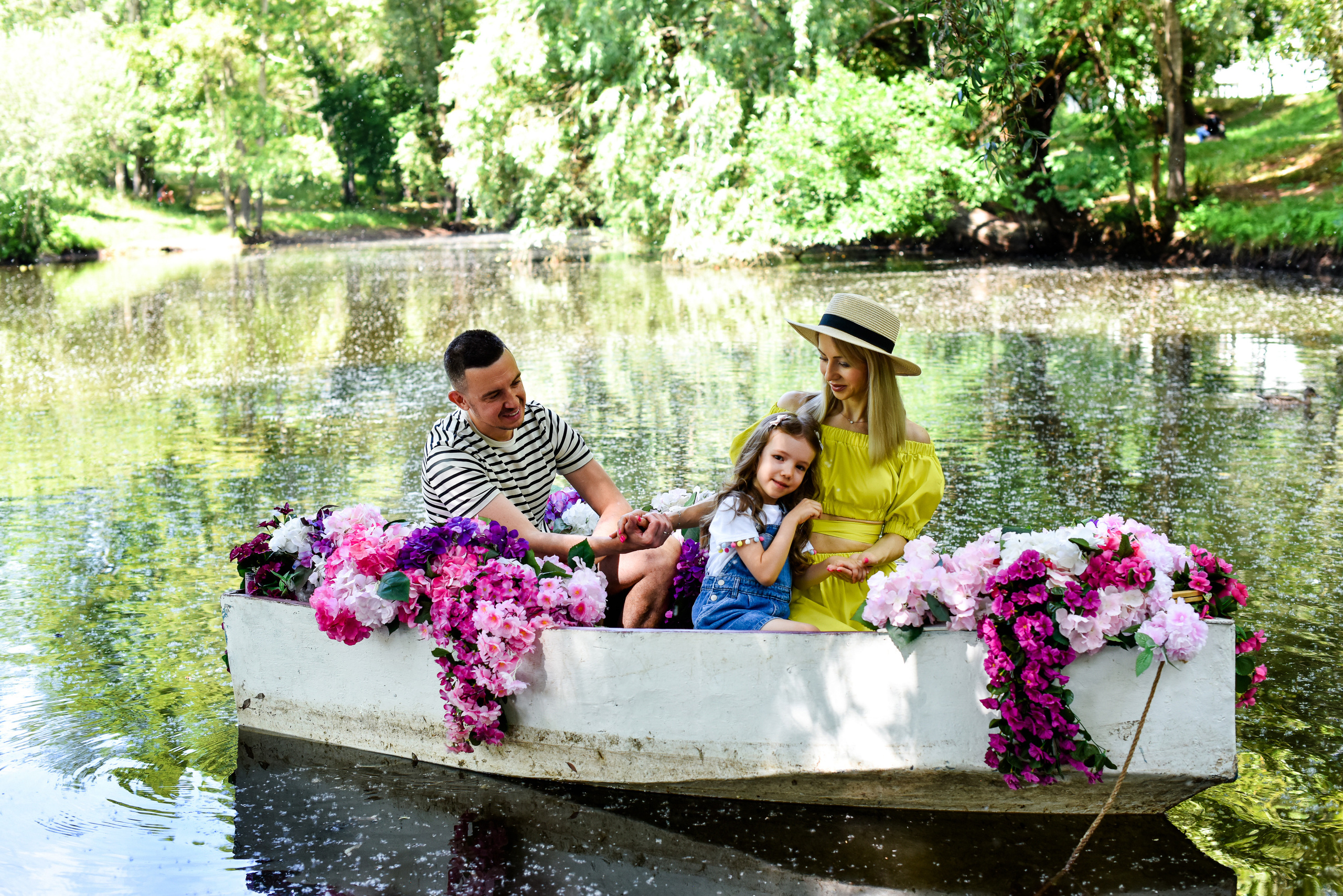 Семья Лаши, Яны и Лии