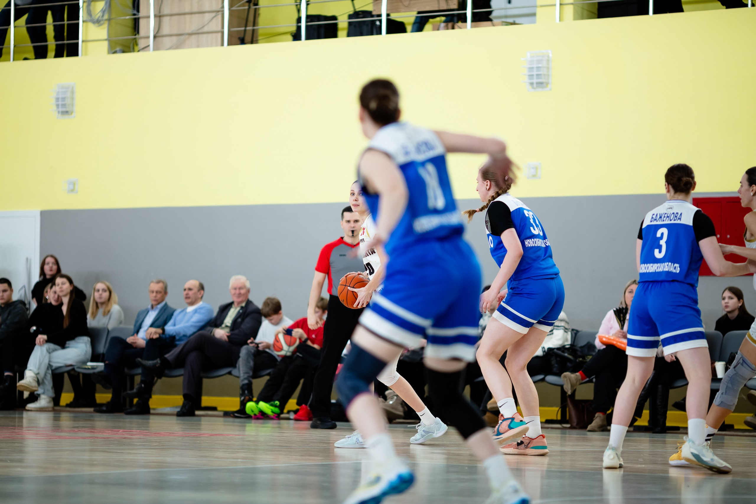 ЧГУ-Атланта — Динамо / 1 игра. Фотография