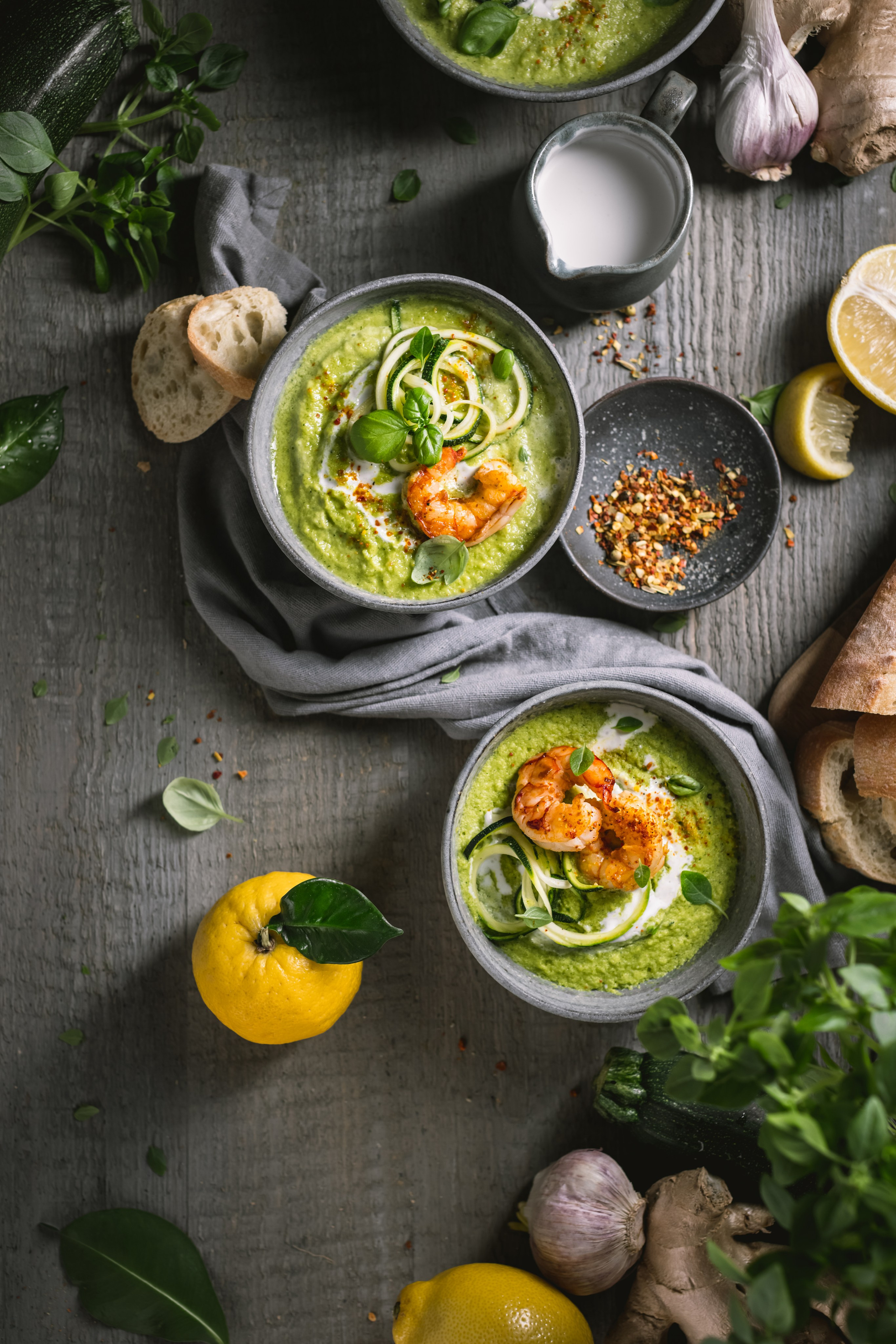 Крем суп из цукинни. Foodie Stories (гастрономические истории) рекламная фуд-фотосъёмка, Москва